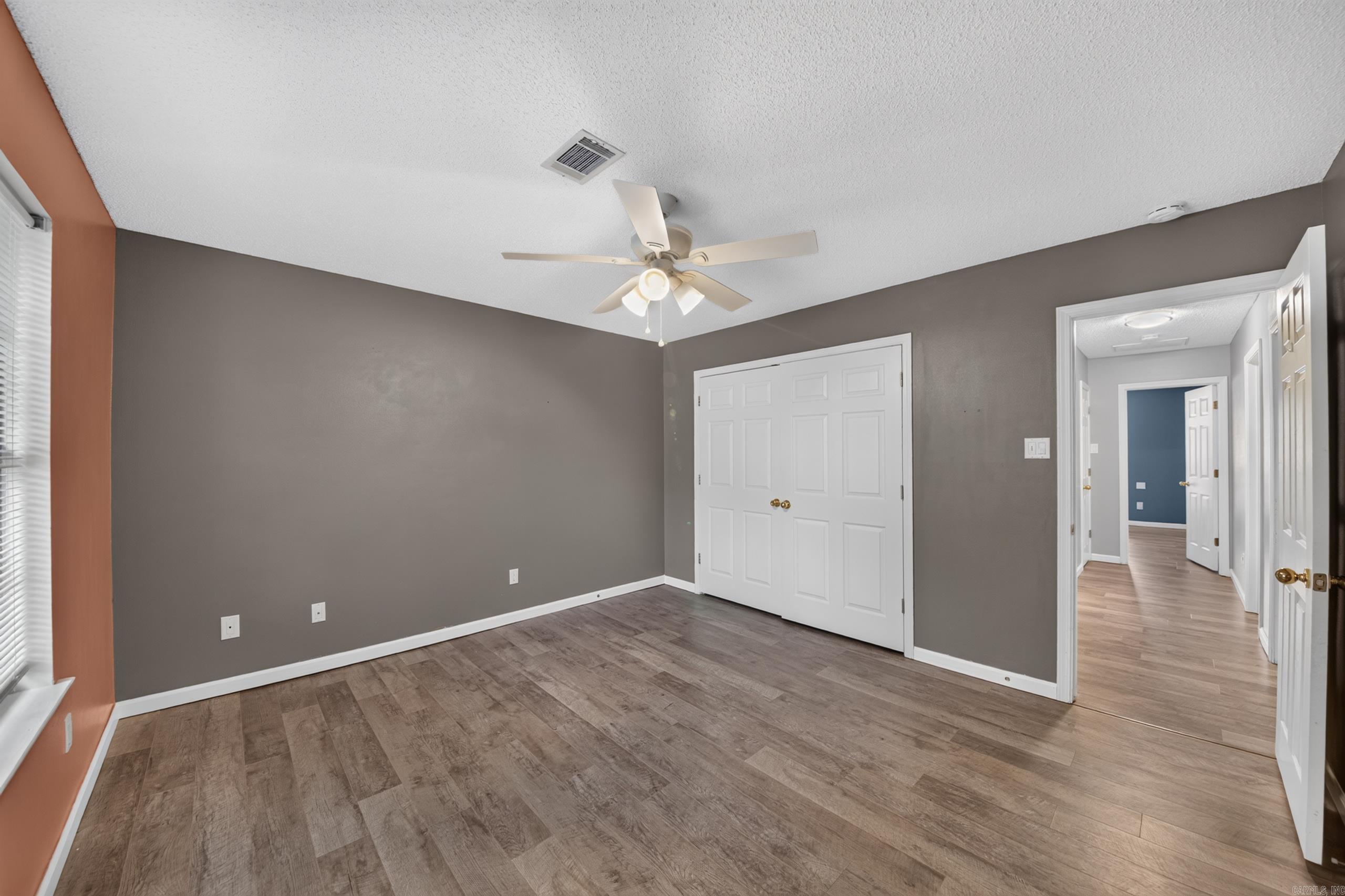 1705 N Lincoln Property Photo 32