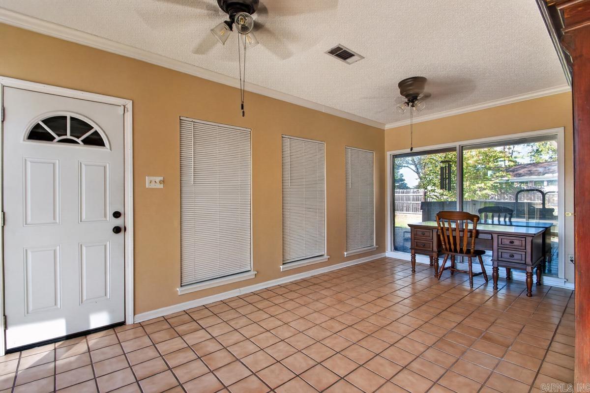 27 Sunset Loop Property Photo 9