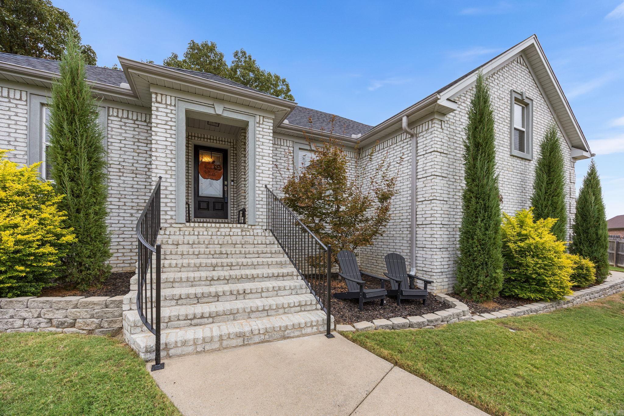 17 Brandon Court Property Photo 2