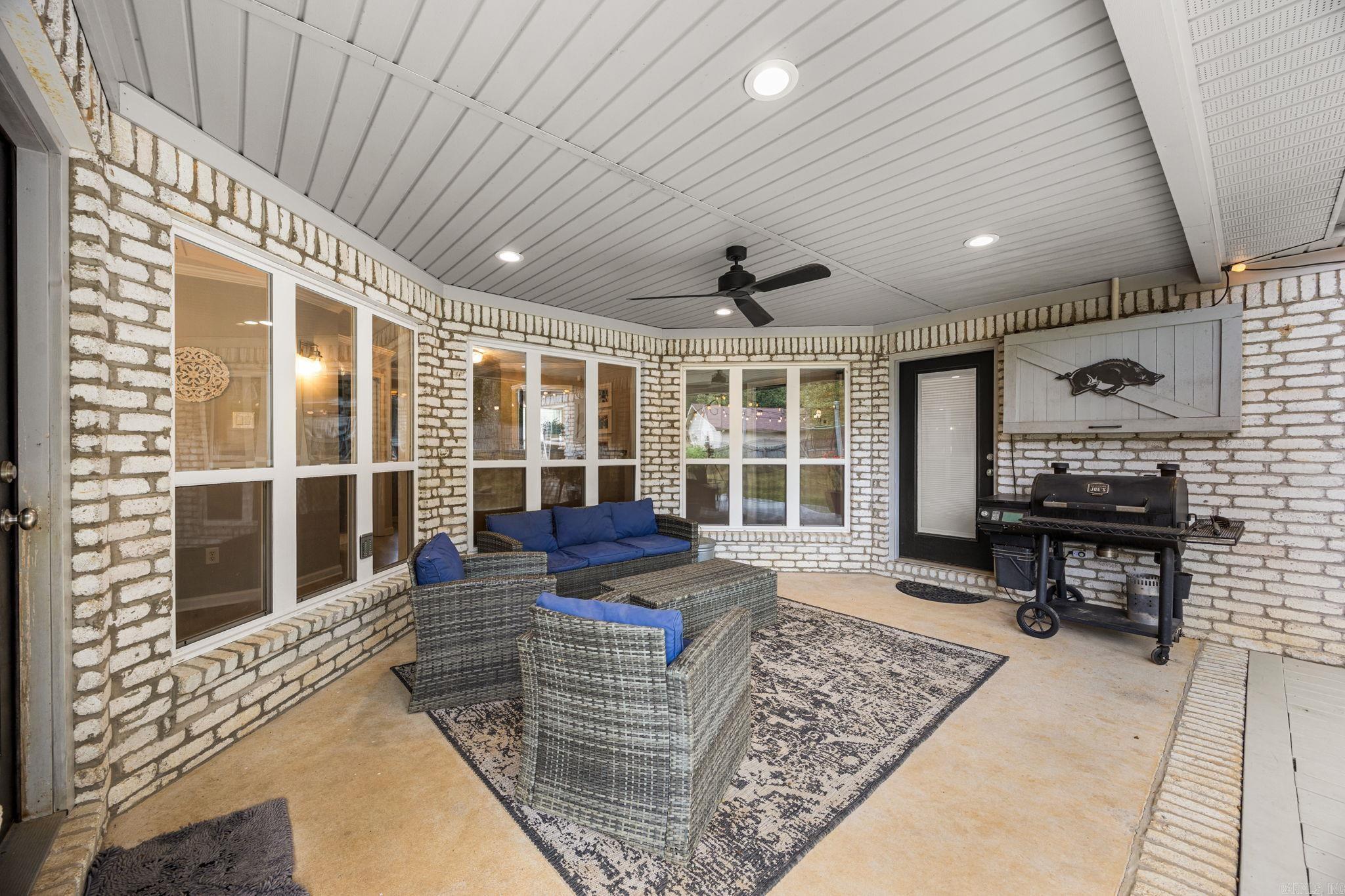 17 Brandon Court Property Photo 41