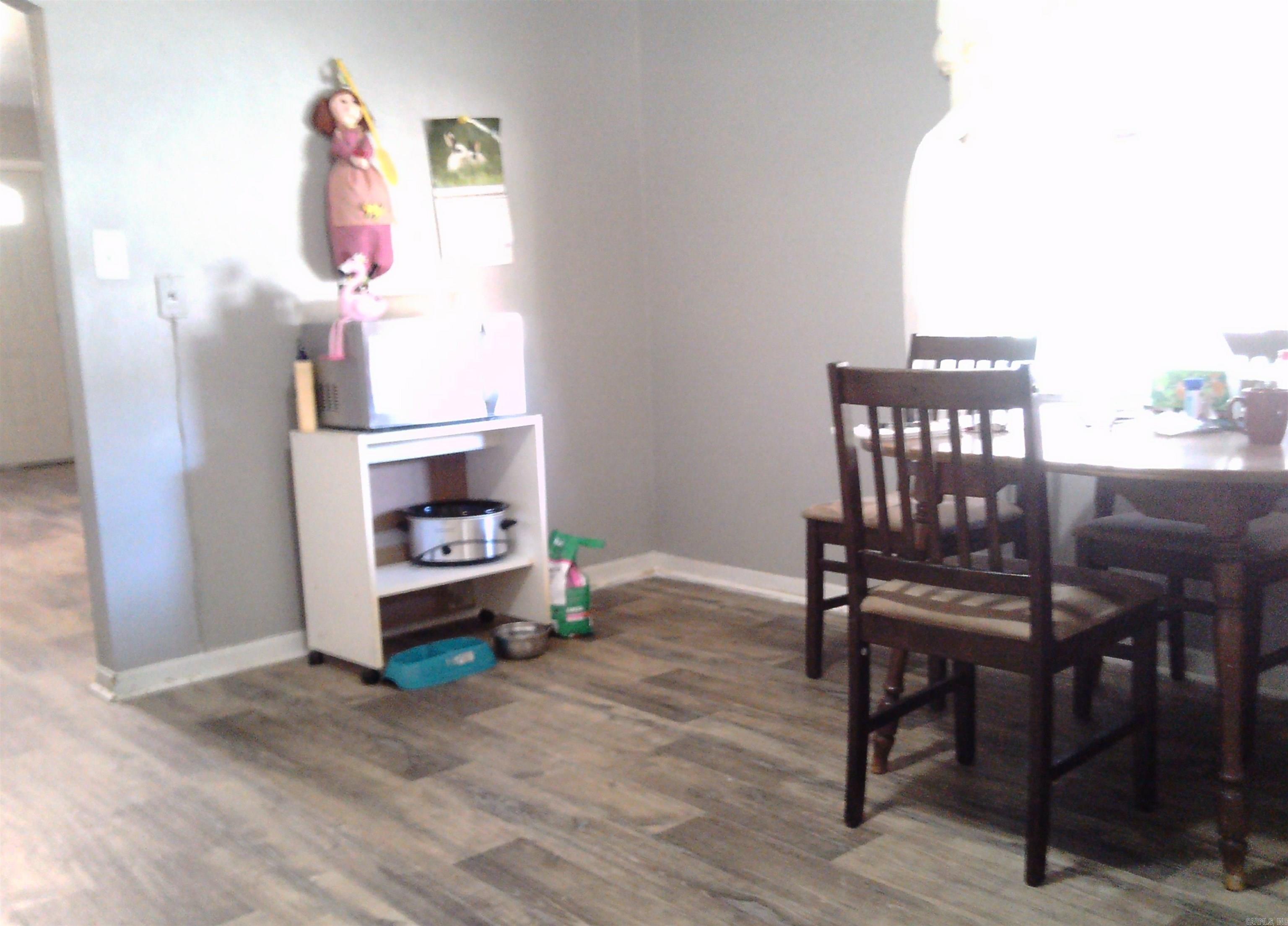 1410 Amsterdam Property Photo 5