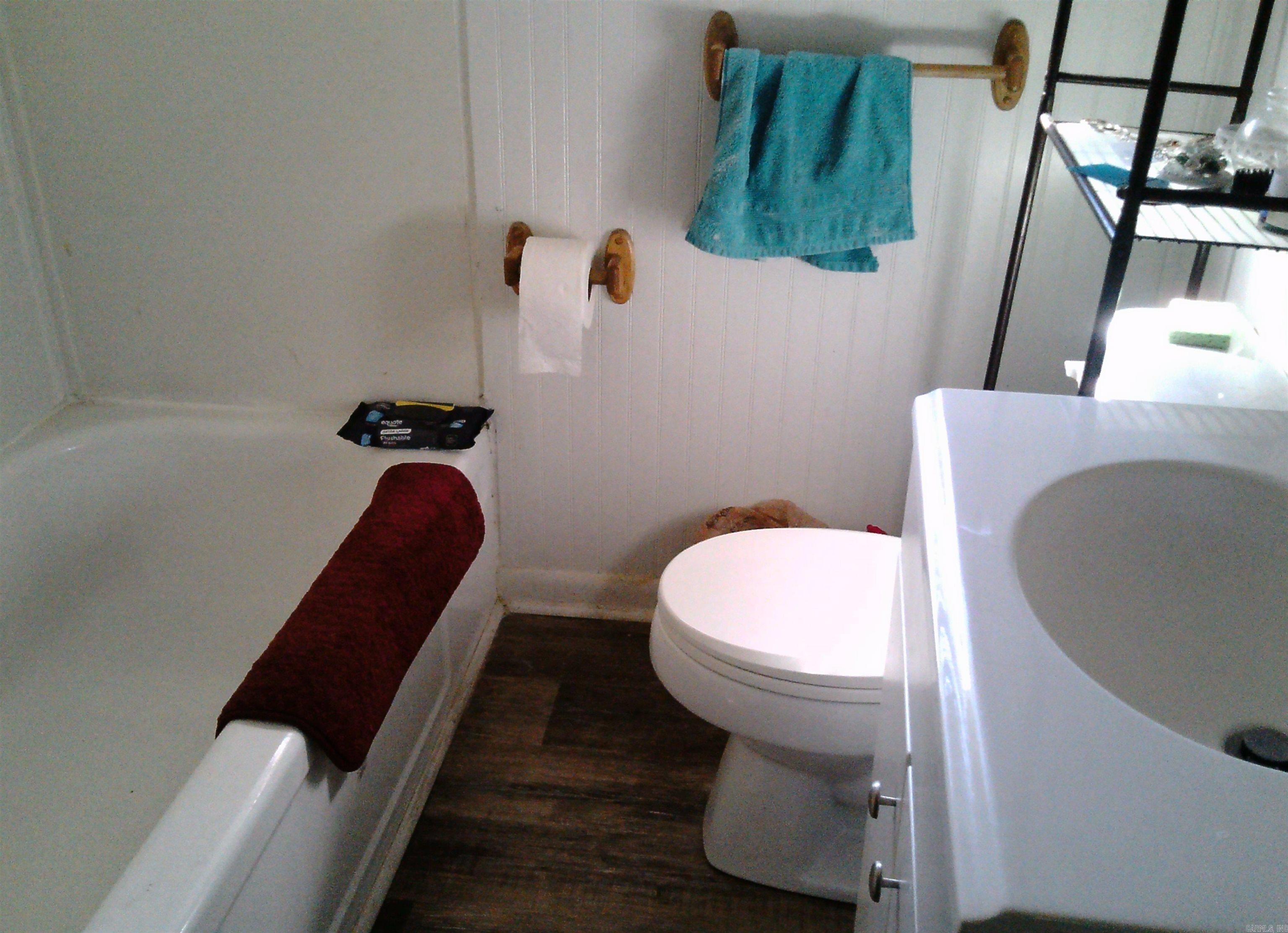 1410 Amsterdam Property Photo 6