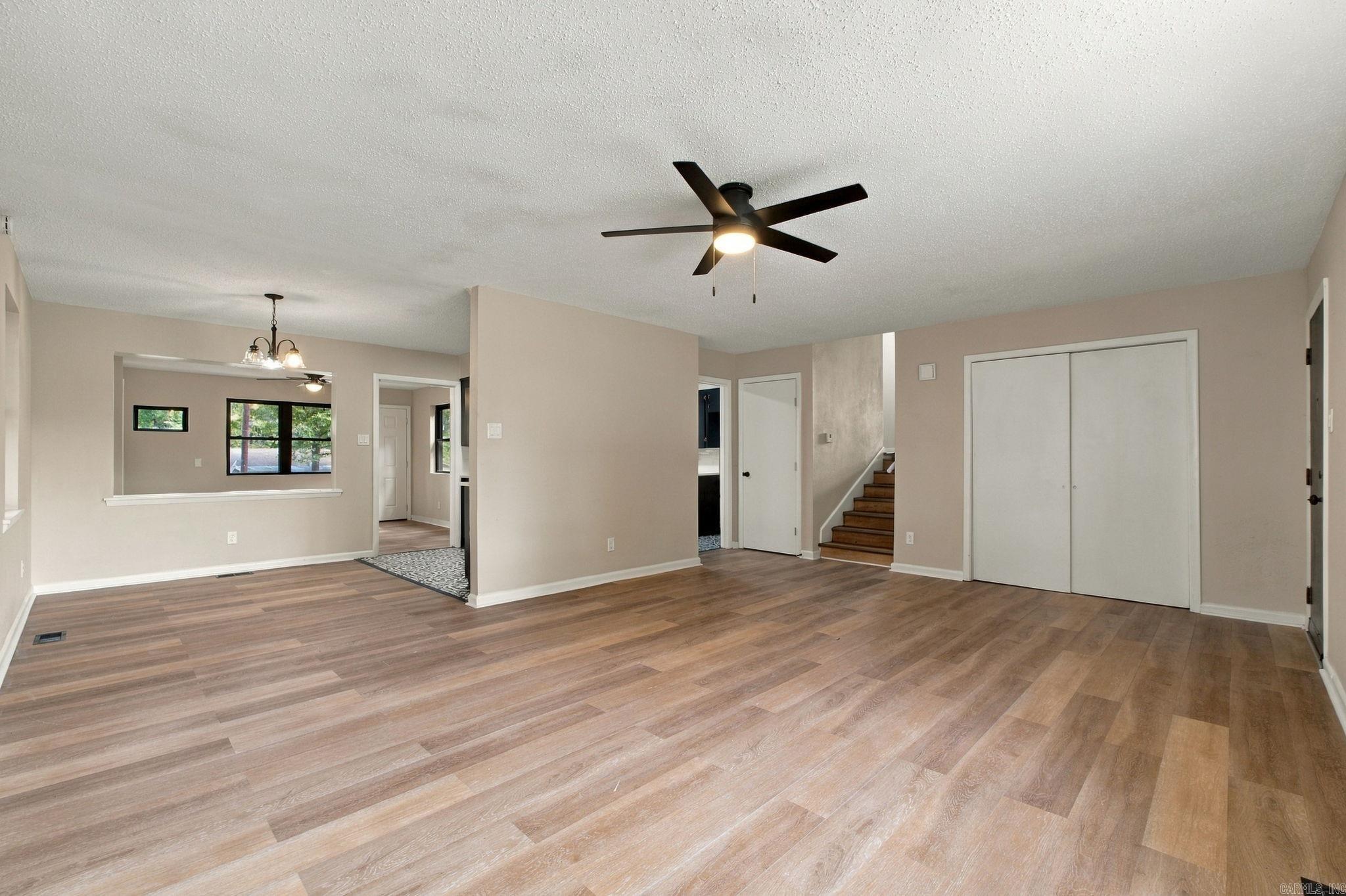 8704 Holiday Drive Property Photo 17