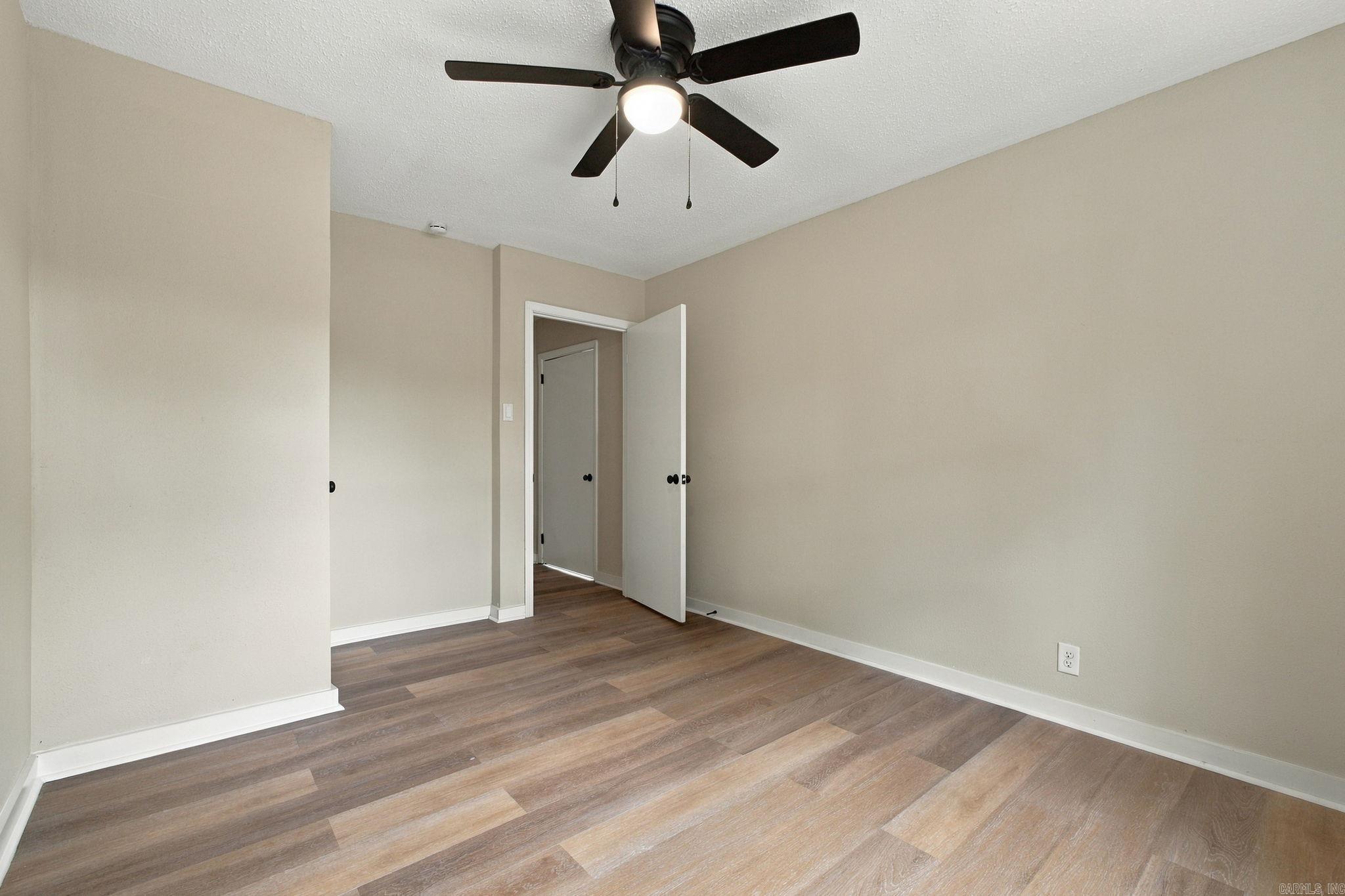 8704 Holiday Drive Property Photo 36