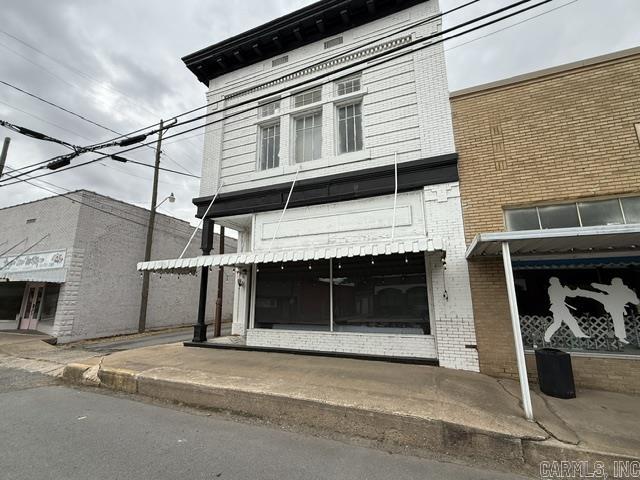 115 N Court St Property Photo 3
