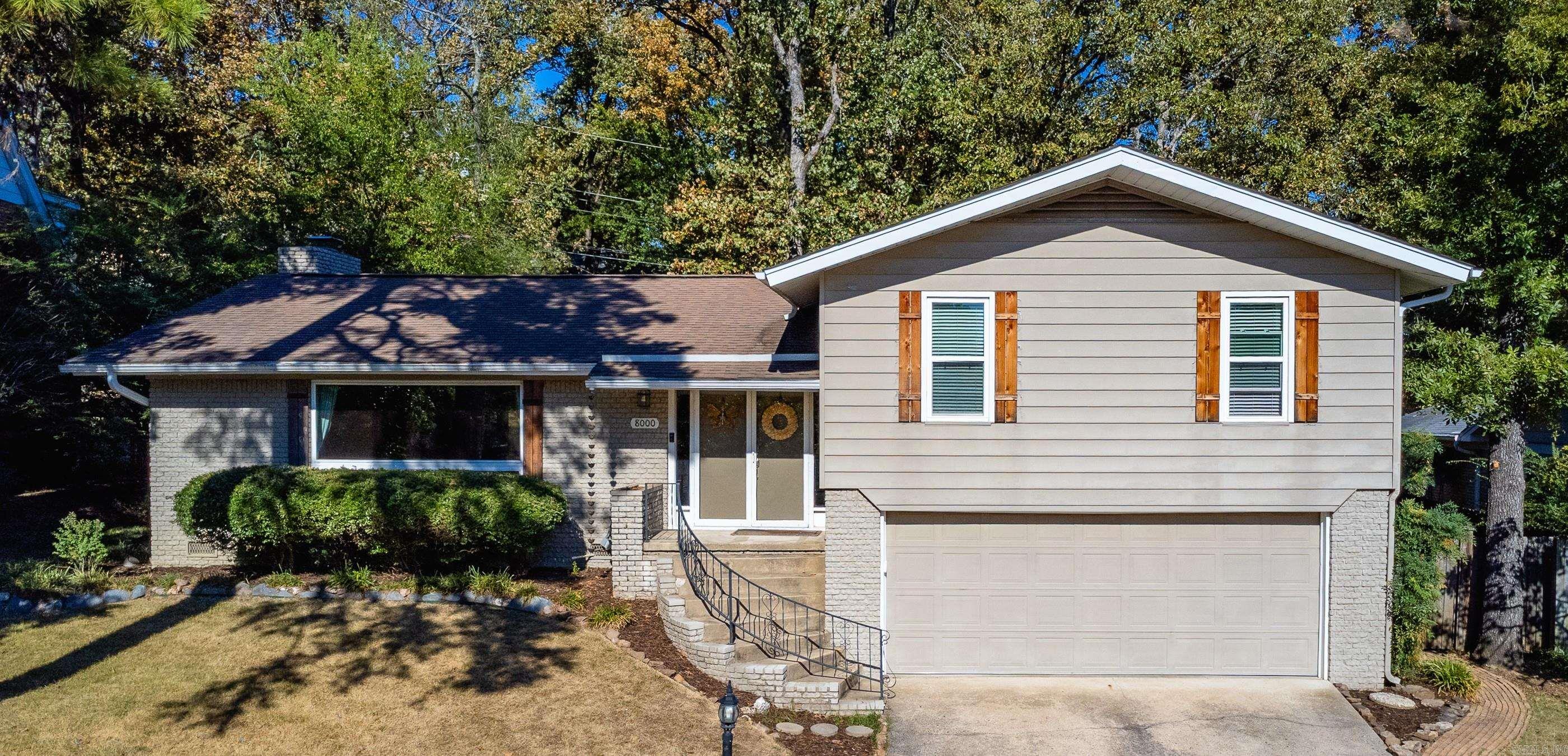 8000 Evergreen Drive Property Photo 1