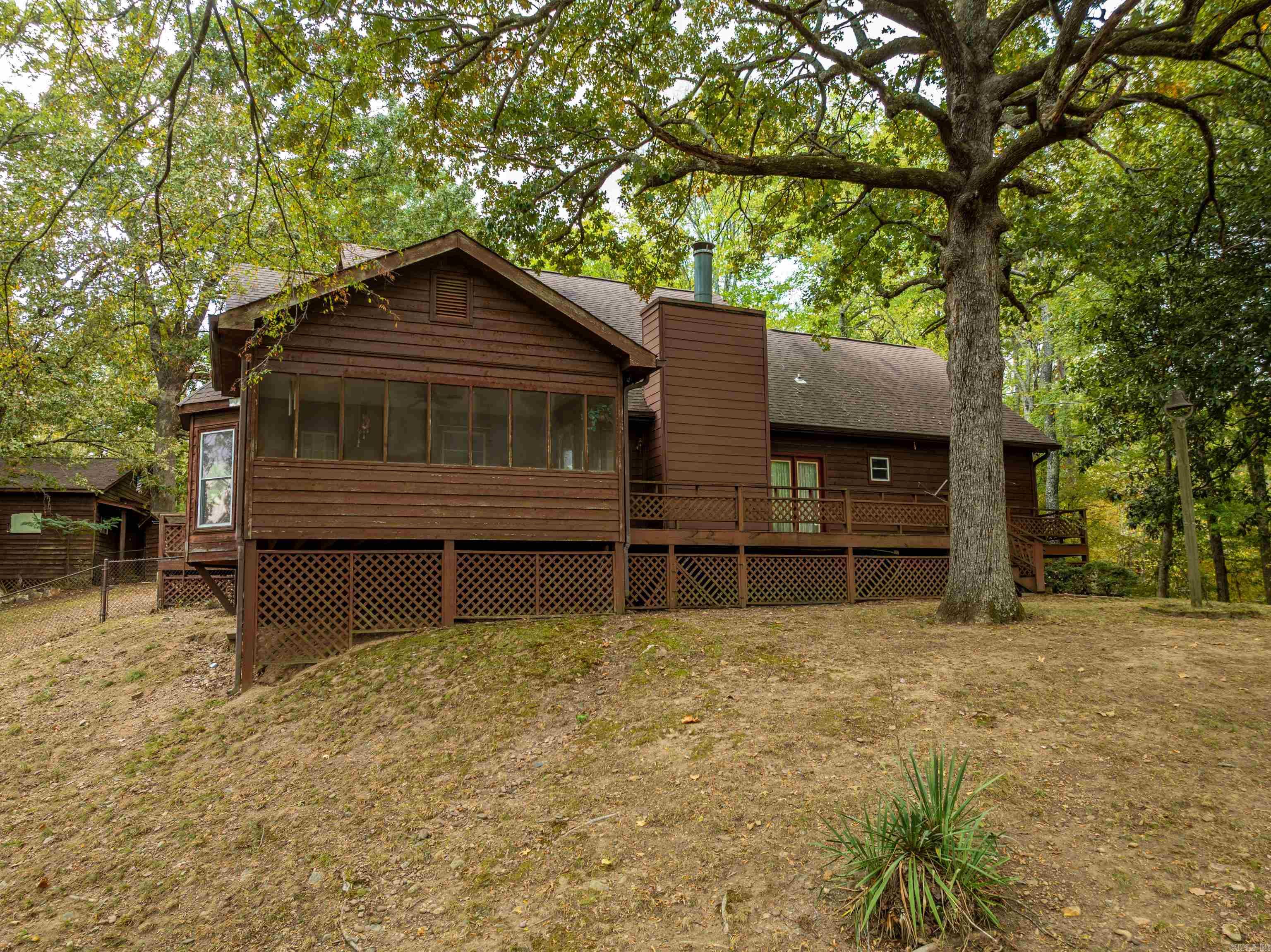 2648 Shady Grove Road Property Photo 9