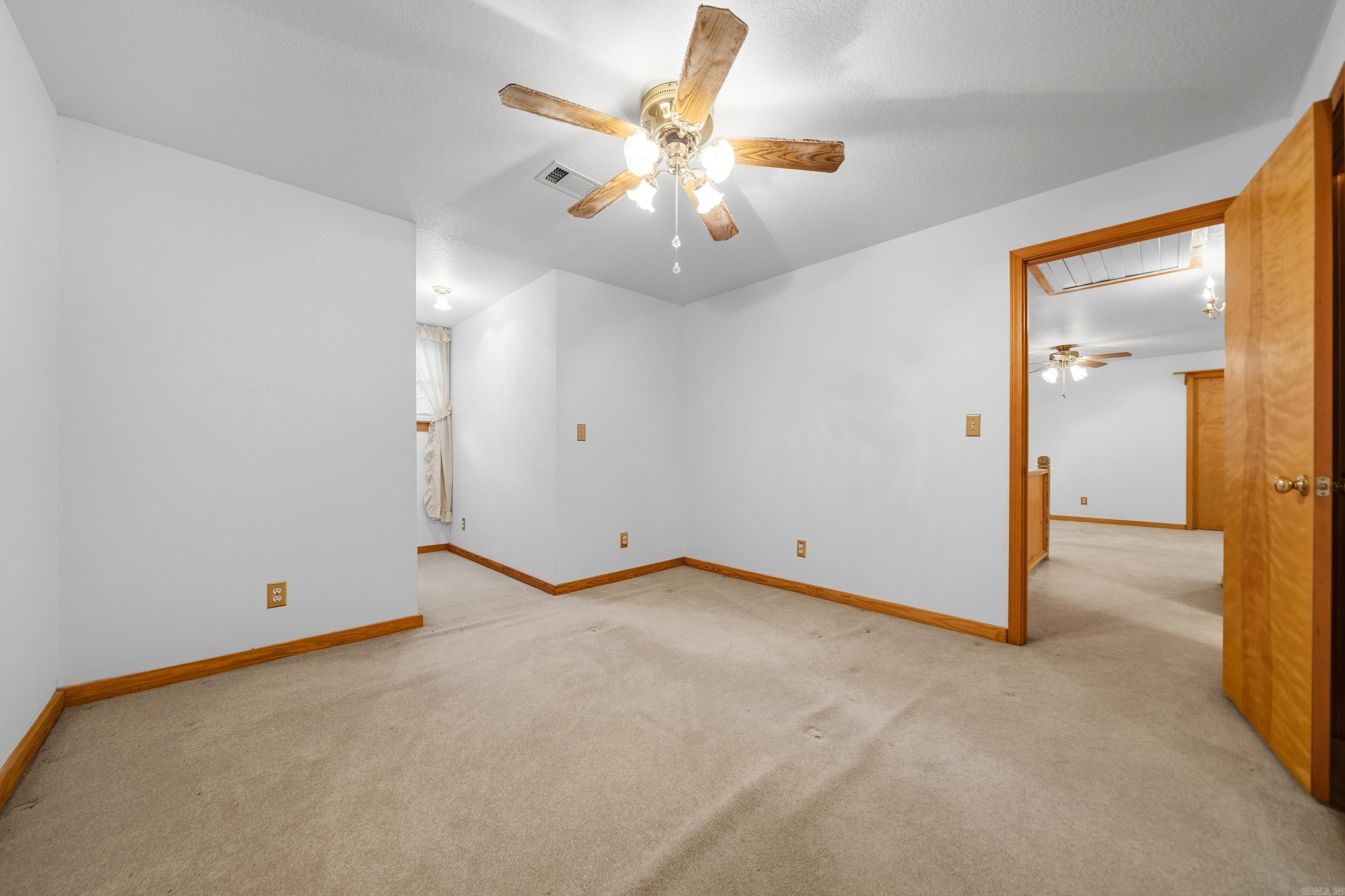 2648 Shady Grove Road Property Photo 35