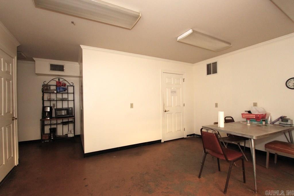 10605 Sibley Hole Rd Property Photo 20