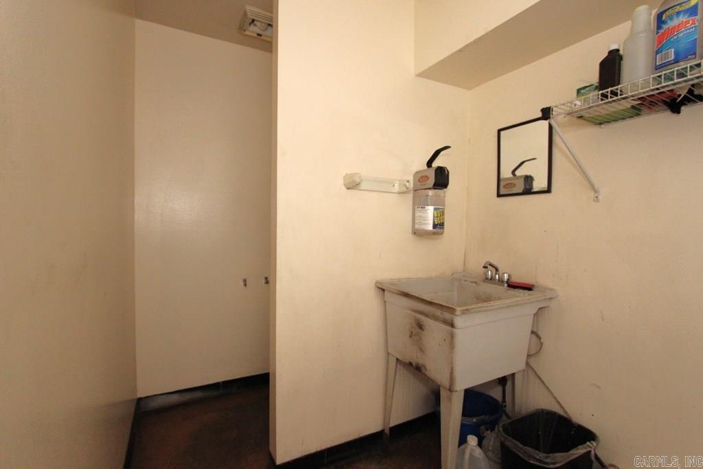 10605 Sibley Hole Rd Property Photo 22