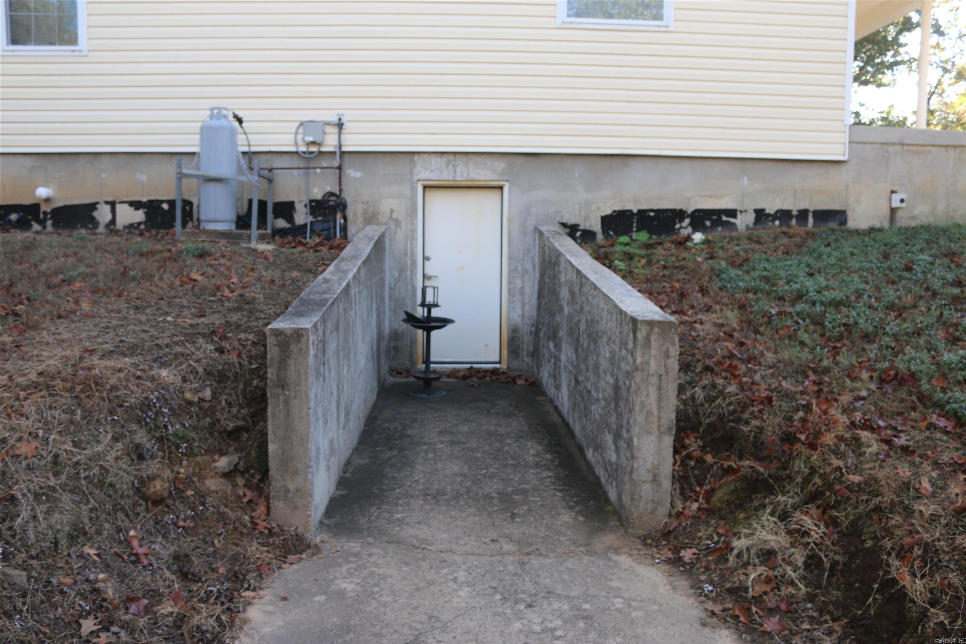 7319 W 252 Highway Property Photo 12