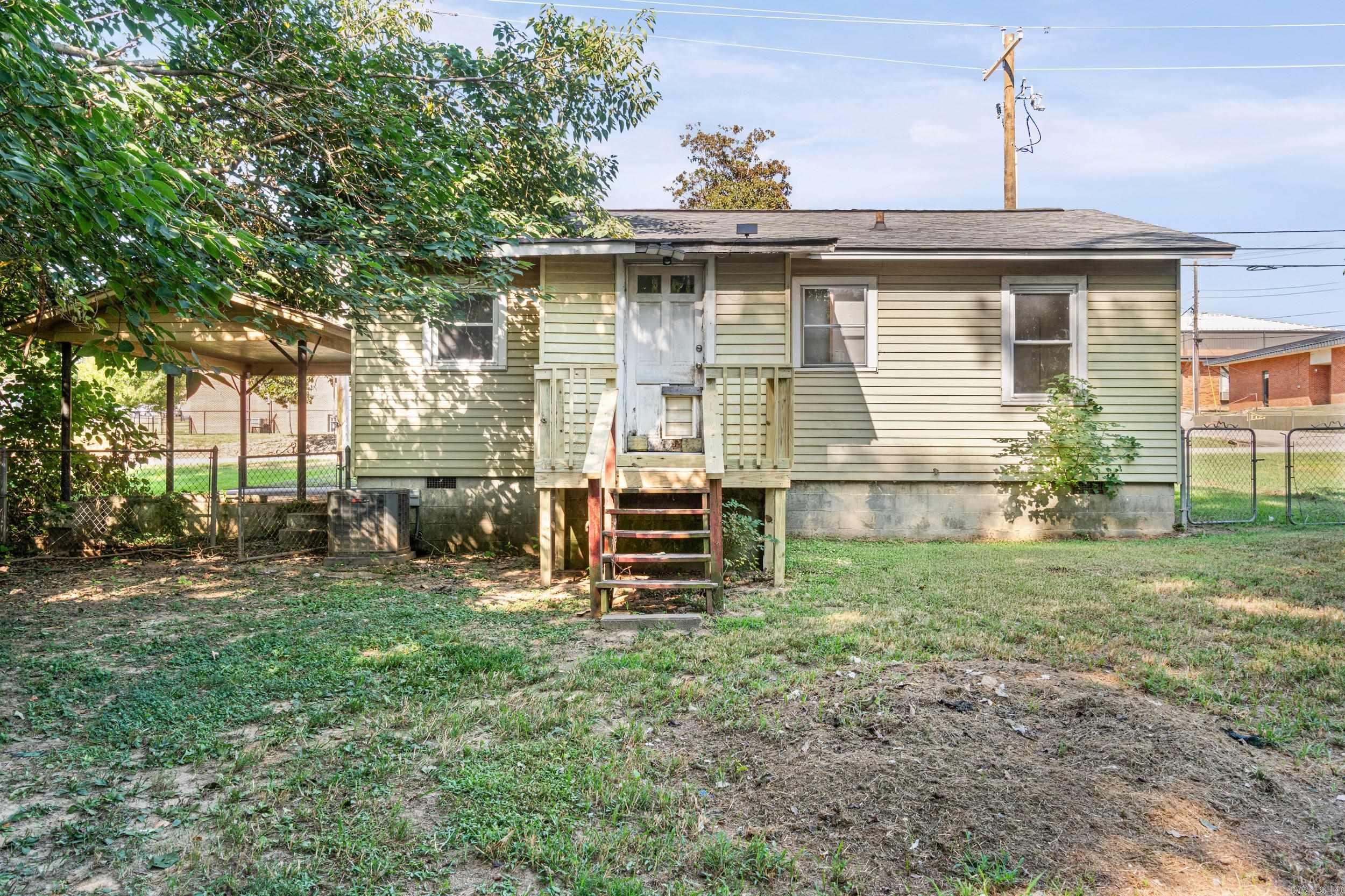 304 N Hickory Property Photo 14