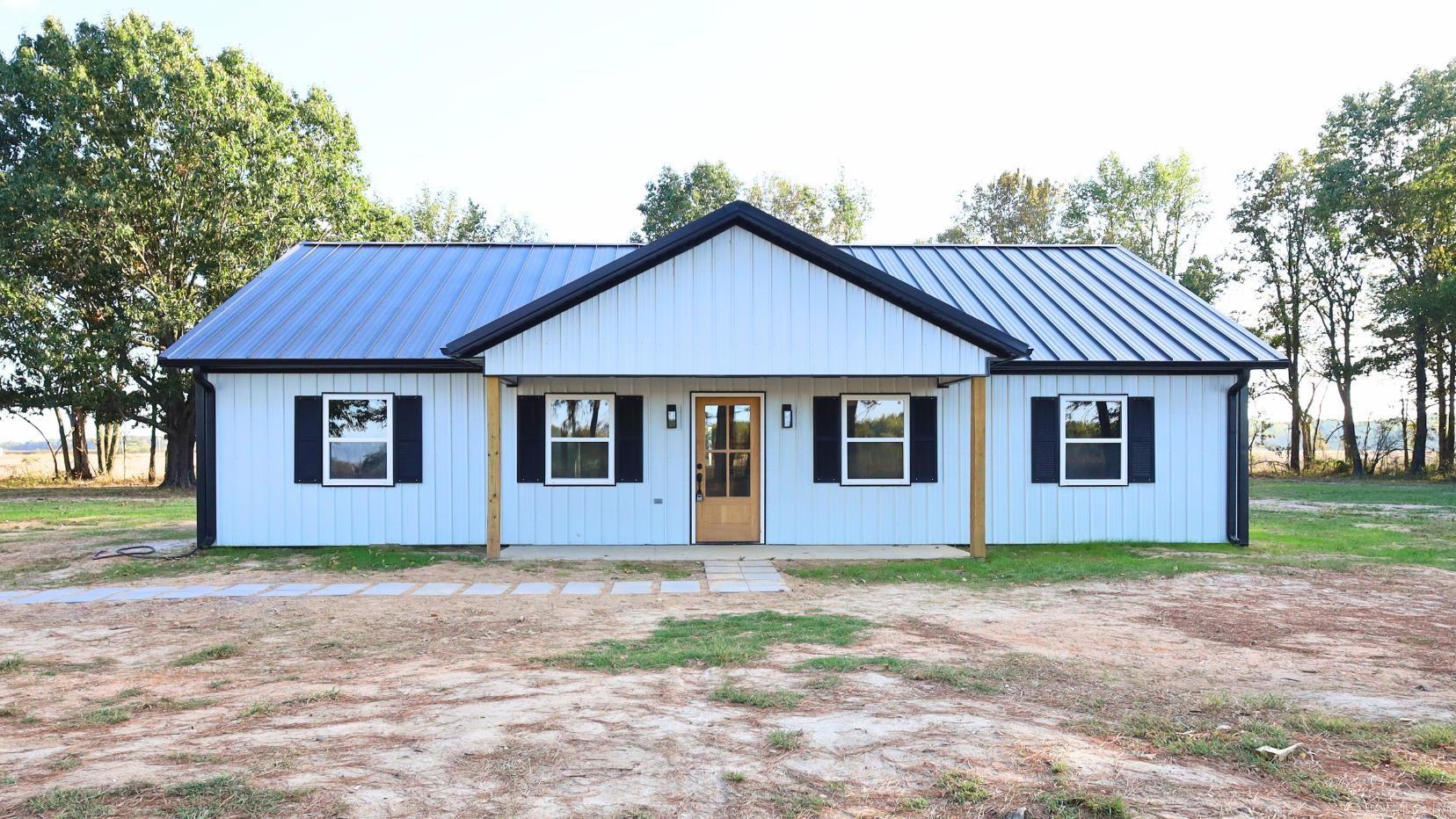 1204 Gr 907 Road Property Photo 1