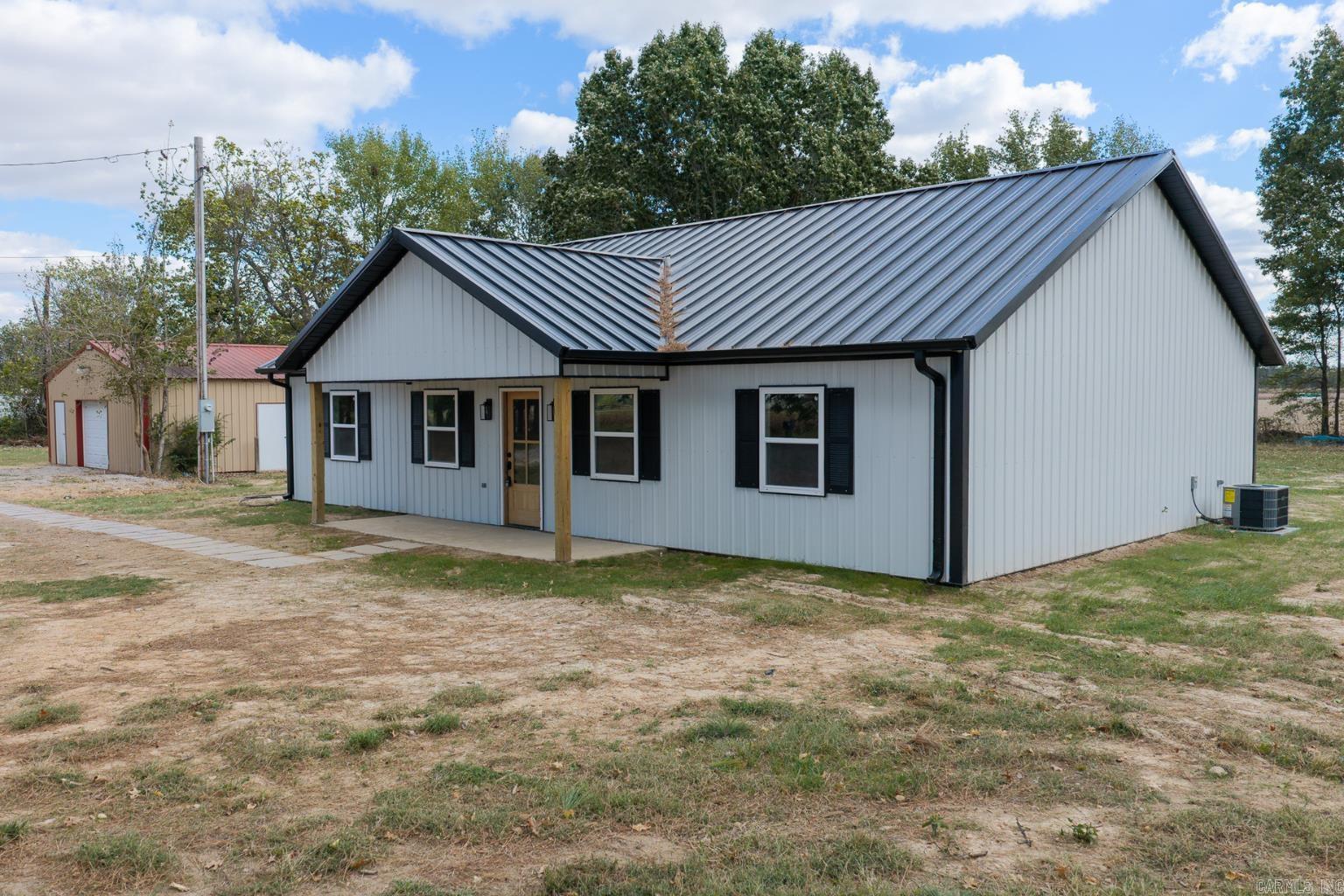 1204 Gr 907 Road Property Photo 5