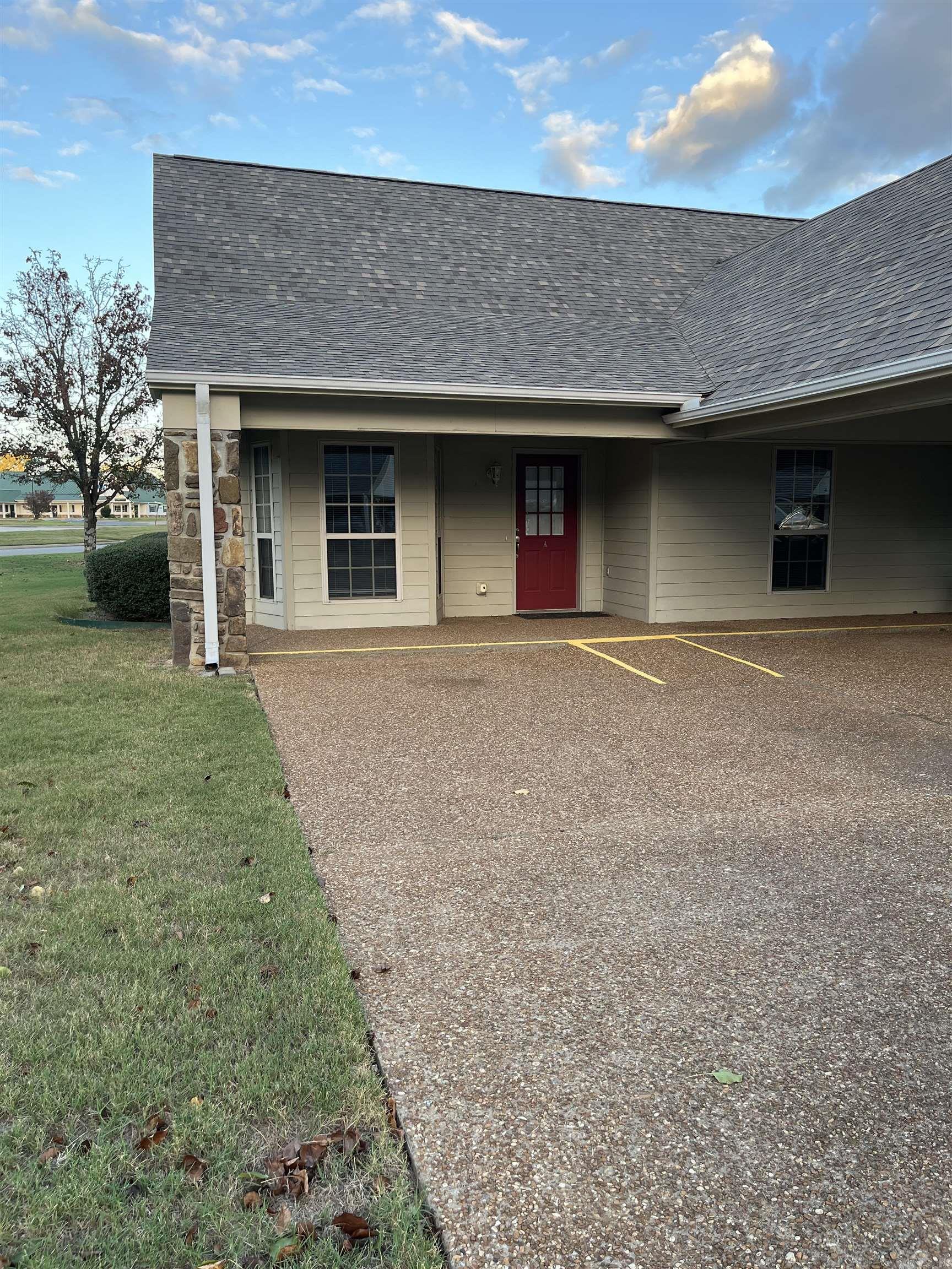 1301-a Sage Brush Way A Property Photo 1
