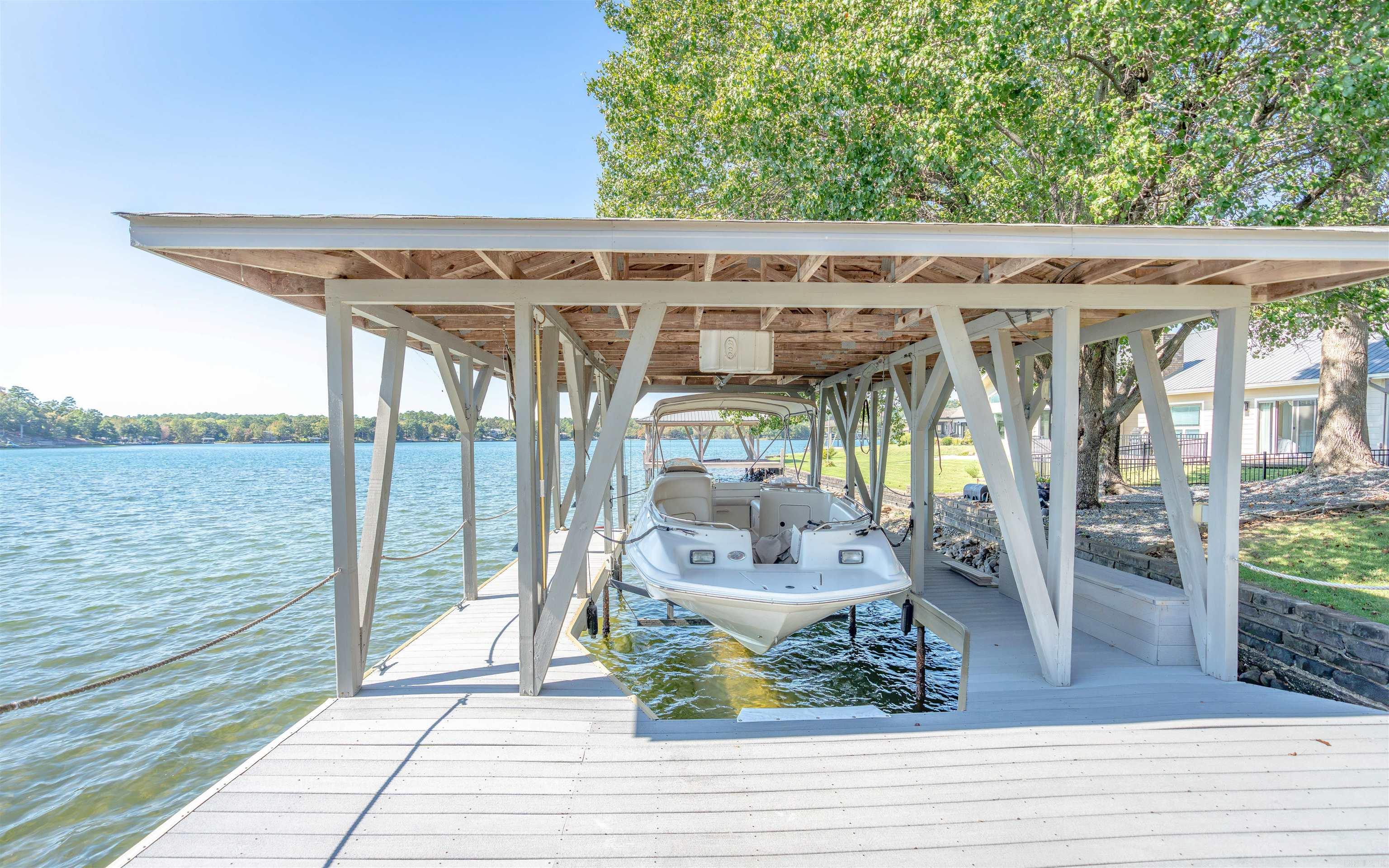 14 Adoracion Point Property Photo 4