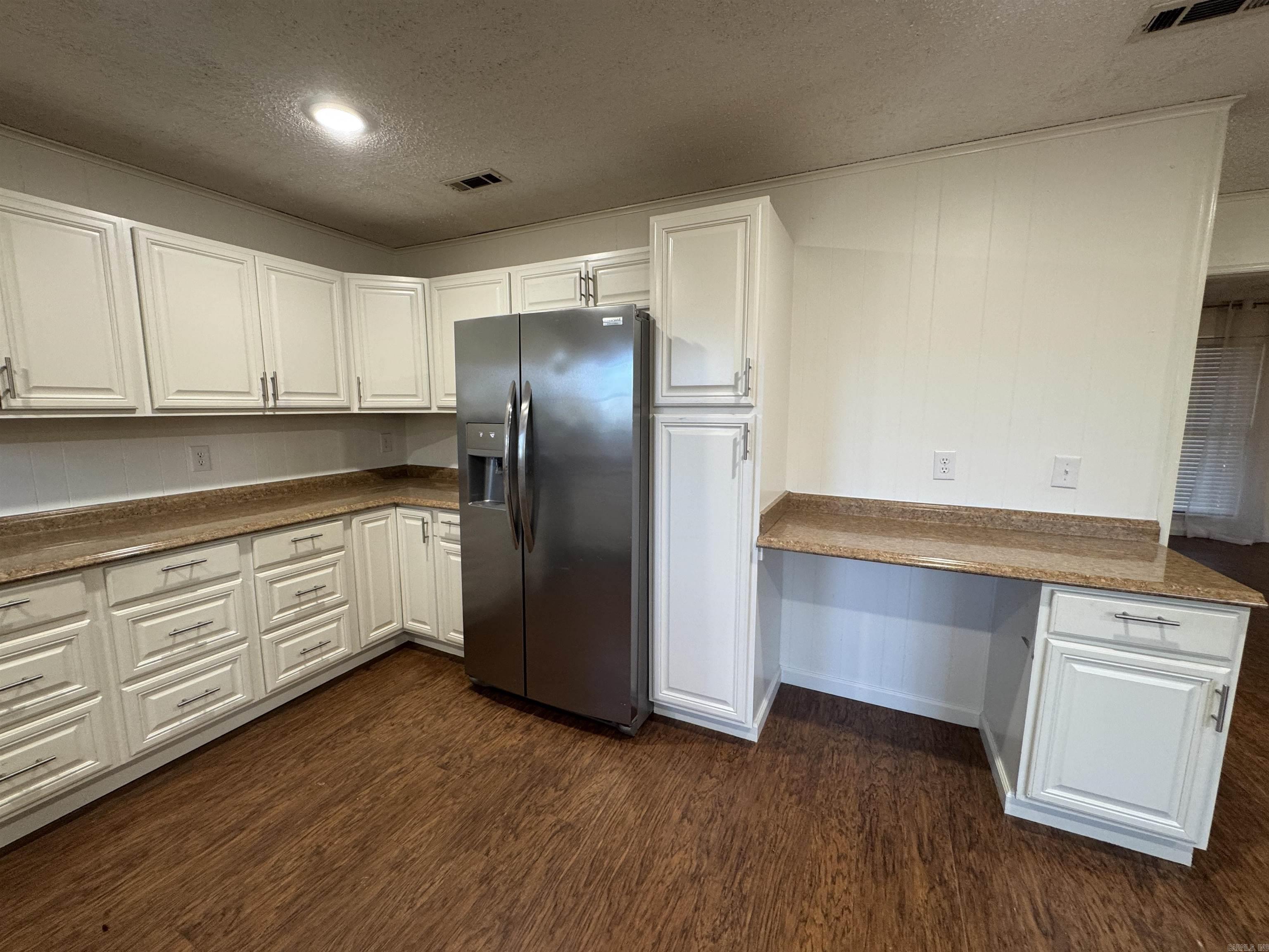 3218 Ward Drive Property Photo 3