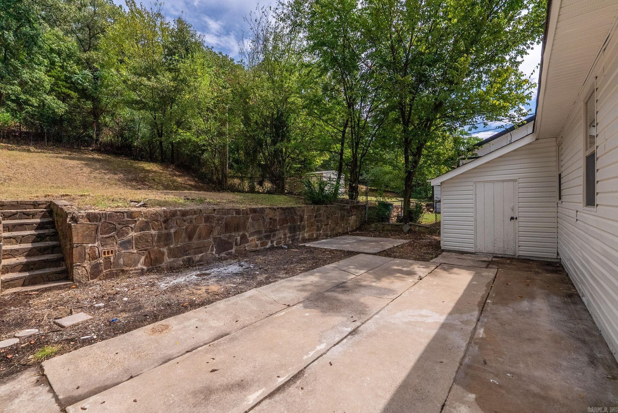 4410 Maple Street Property Photo 33