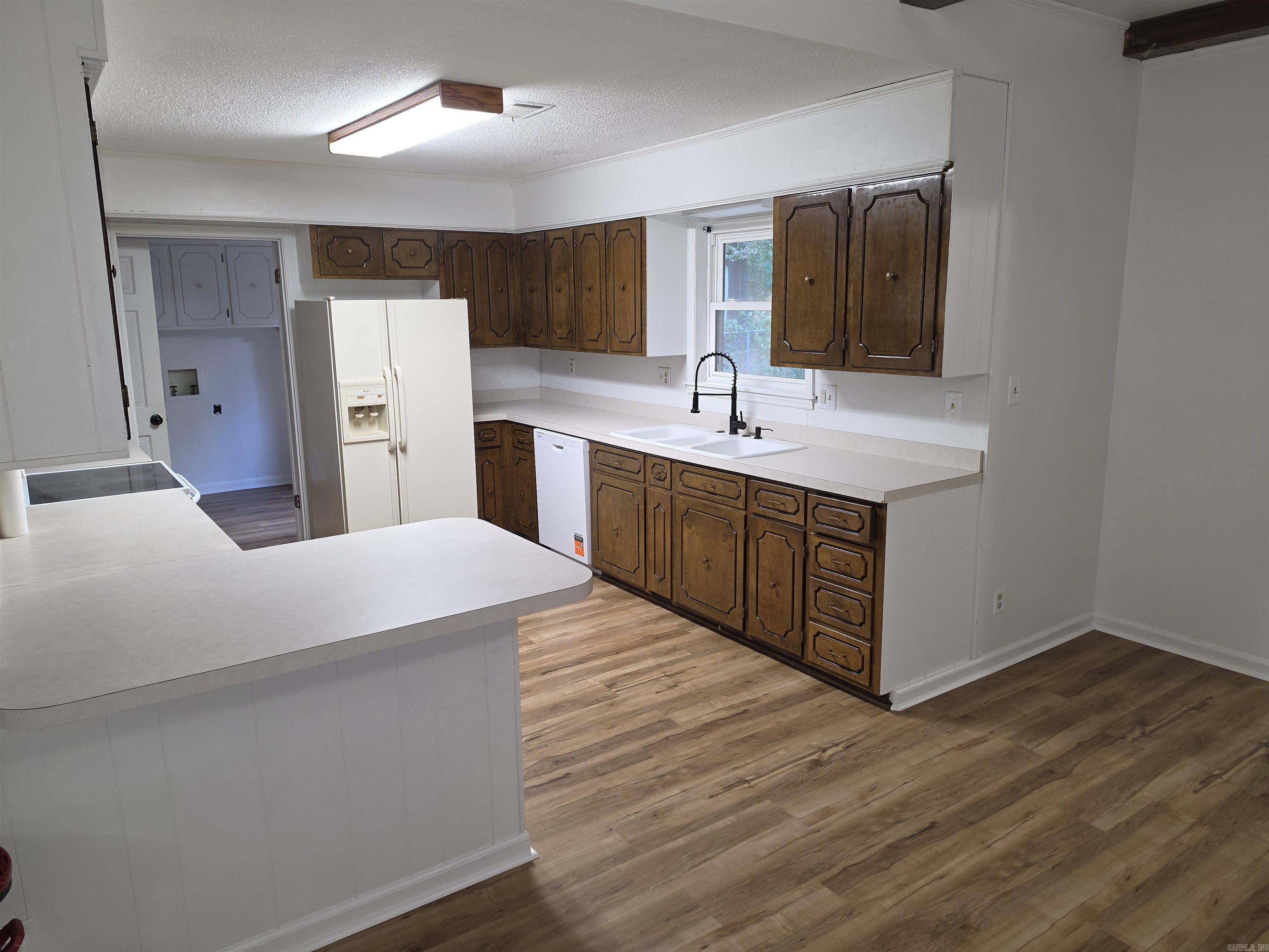 17 Dalewood Property Photo 11