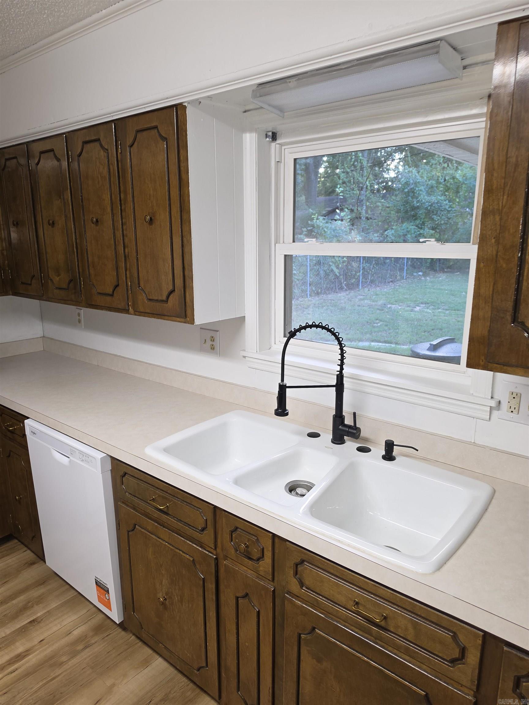17 Dalewood Property Photo 12