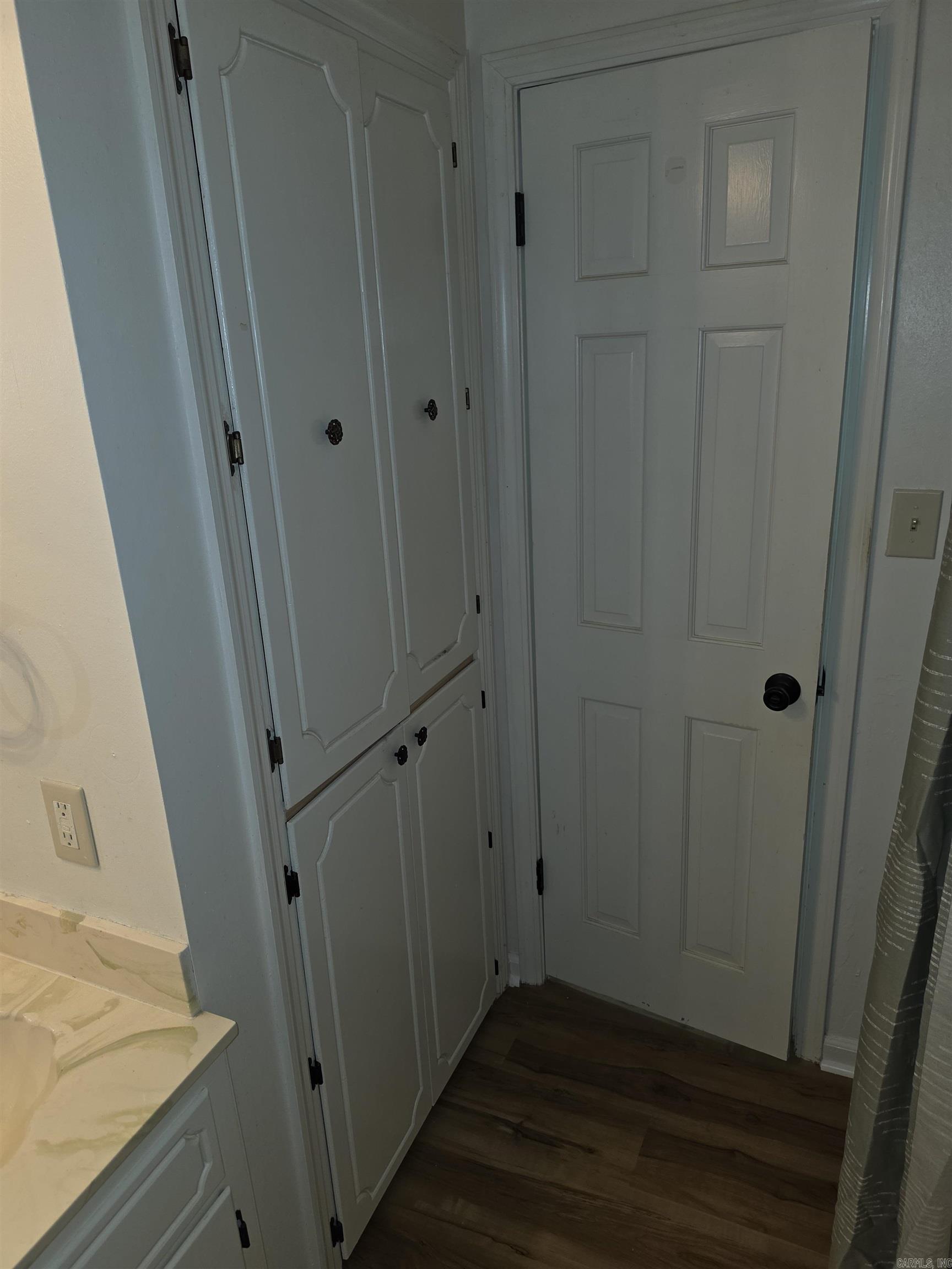 17 Dalewood Property Photo 16