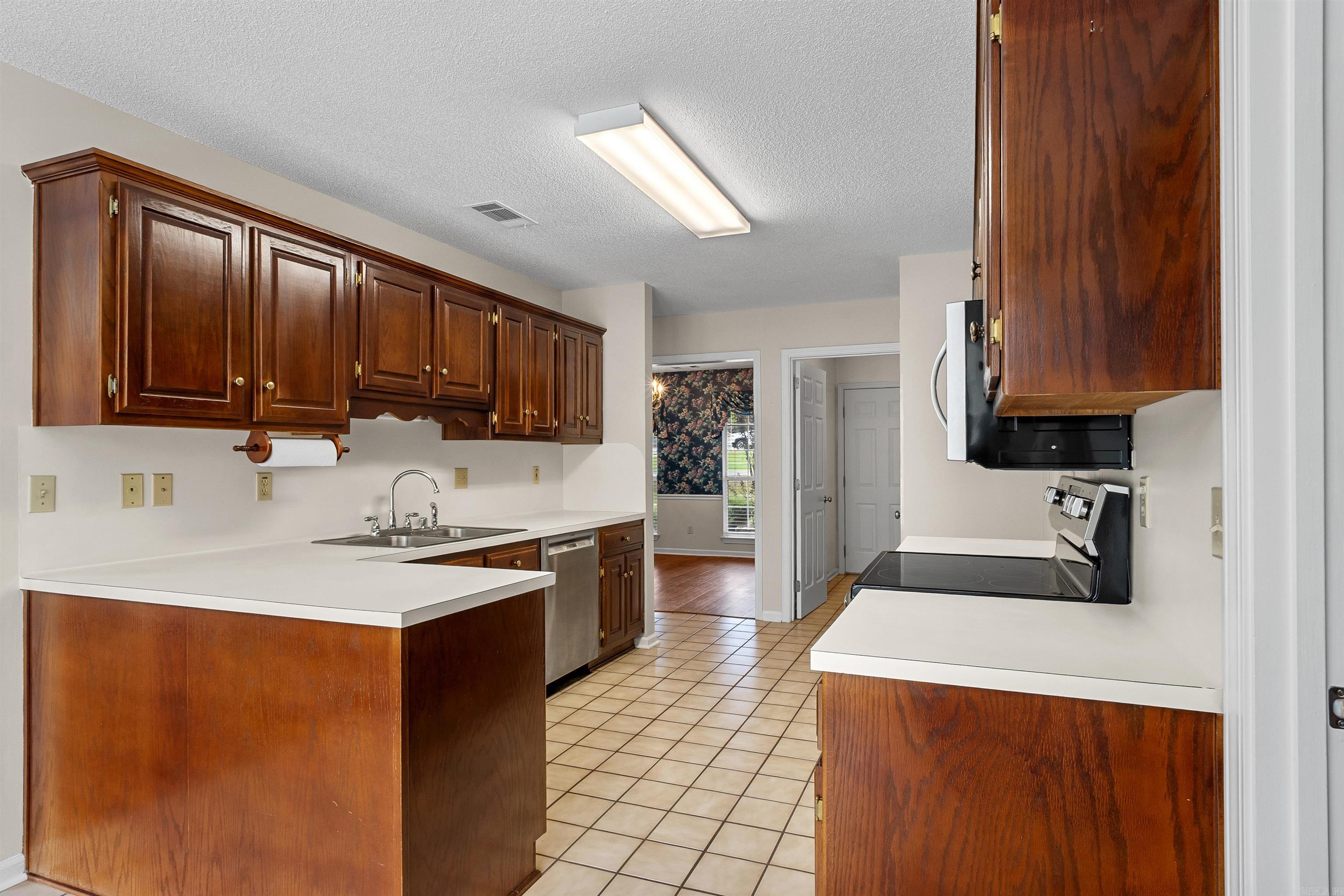 27 S Sunland Dr Property Photo 12