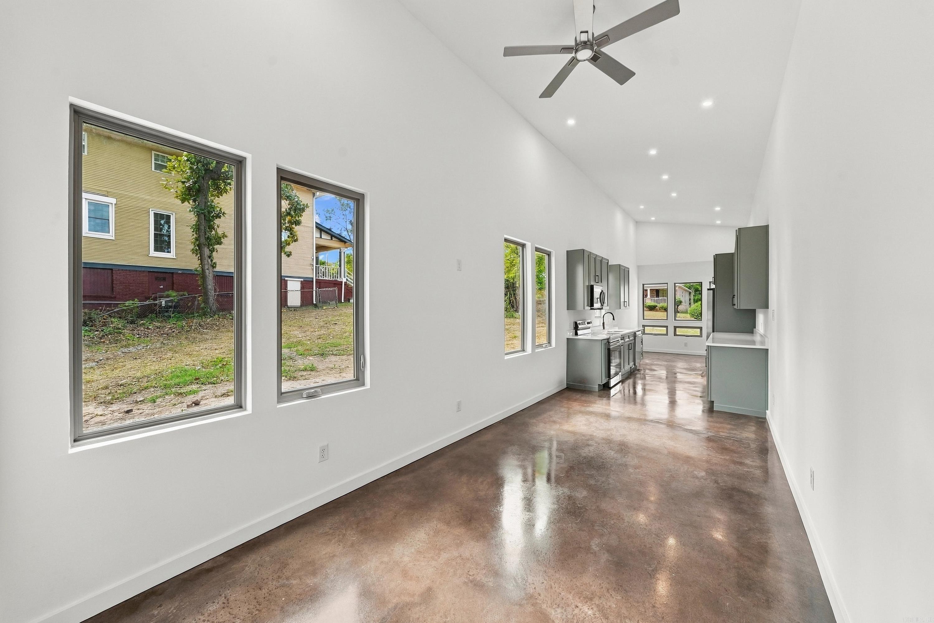 2107 Cumberland Street Property Photo 5