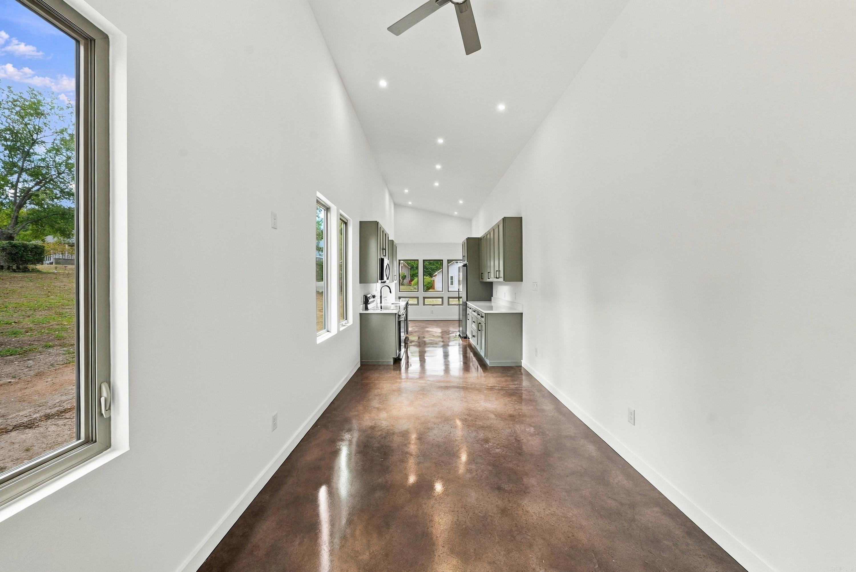 2107 Cumberland Street Property Photo 6