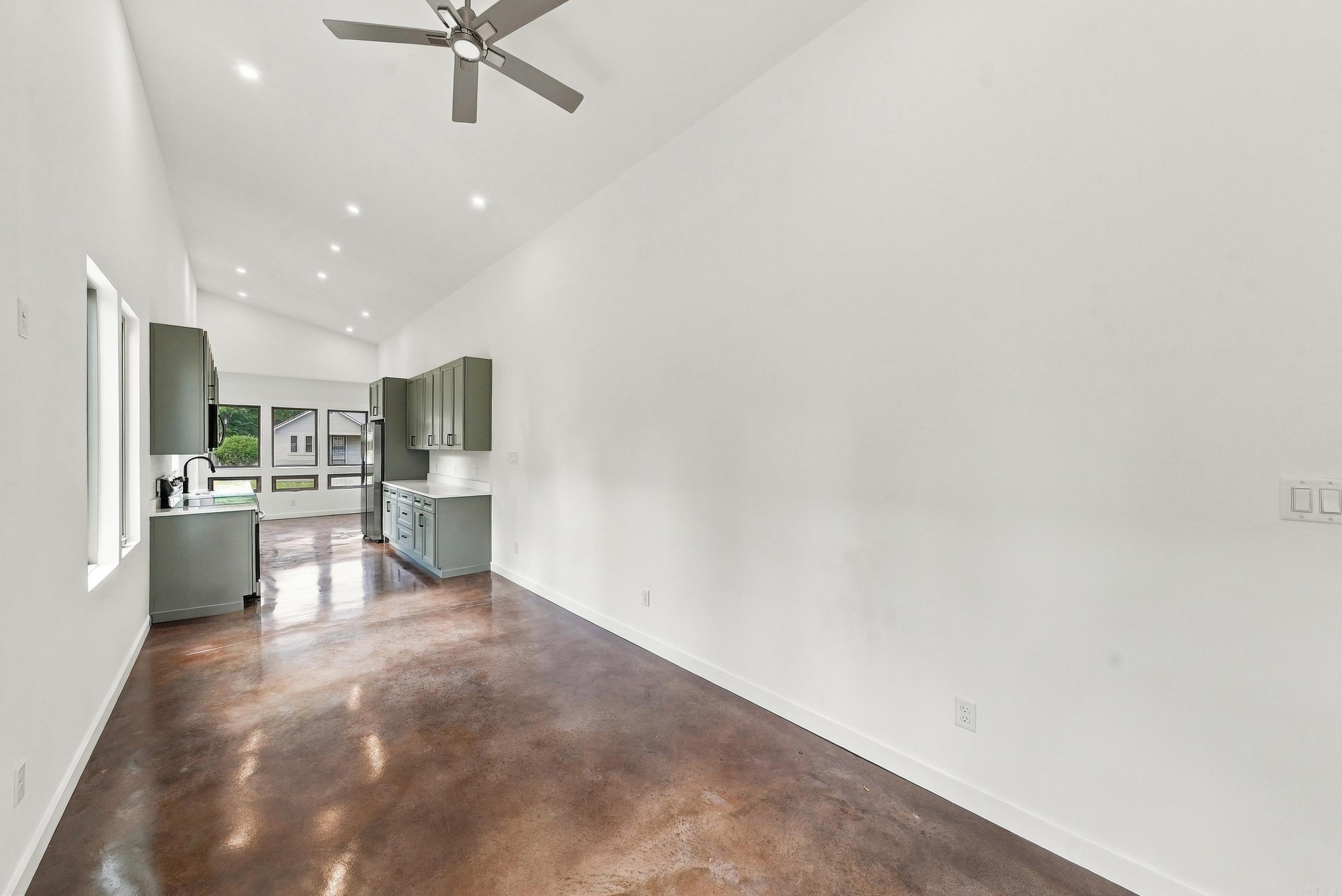 2107 Cumberland Street Property Photo 7