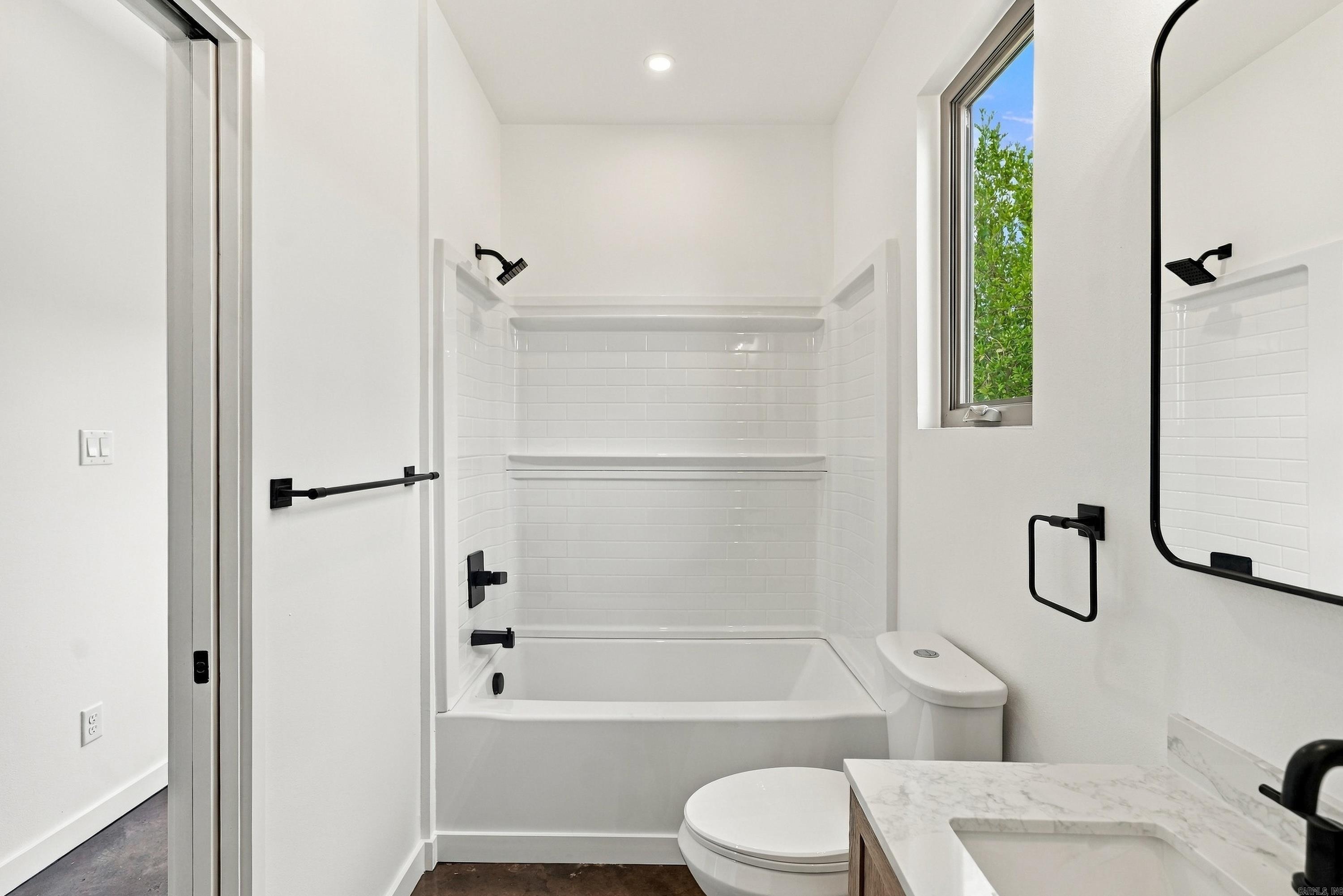 2107 Cumberland Street Property Photo 23