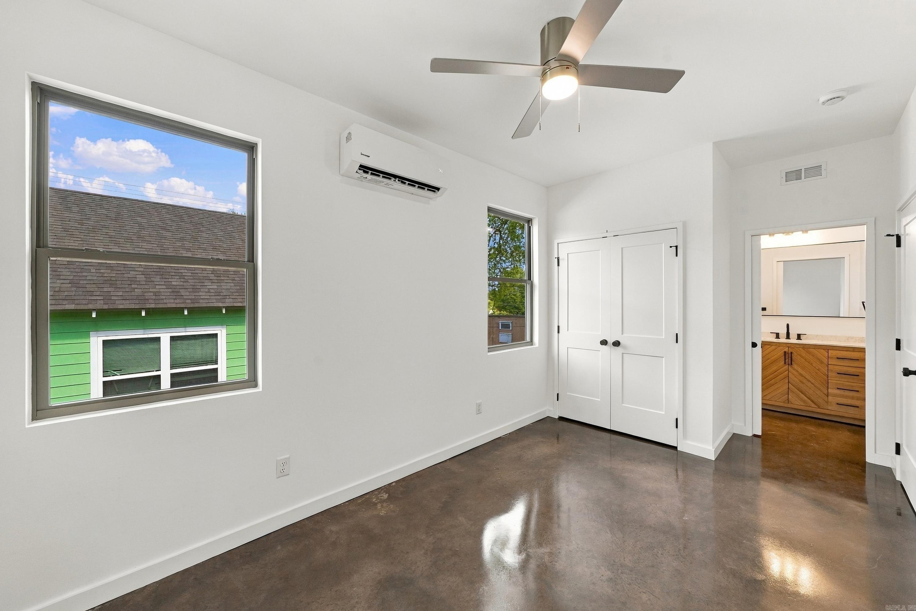 2107 Cumberland Street Property Photo 29