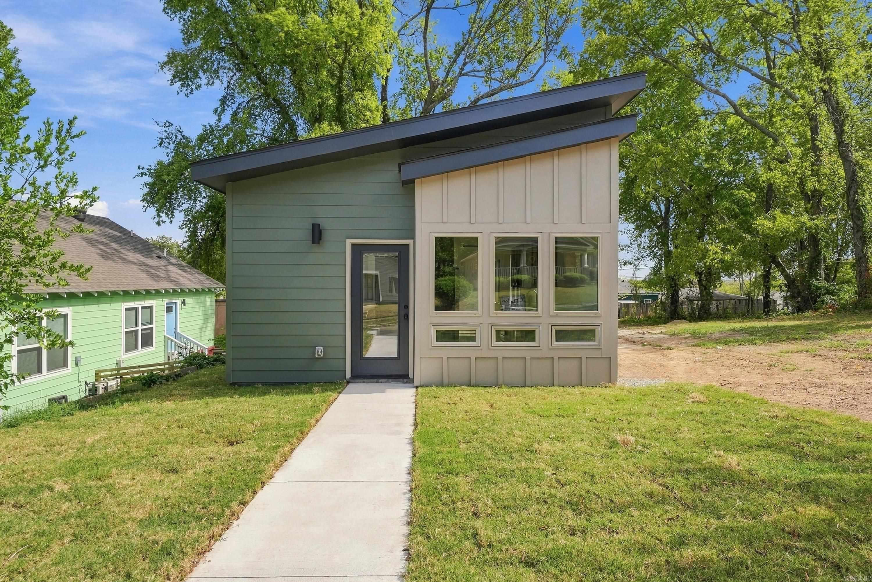 2107 Cumberland Street Property Photo 39