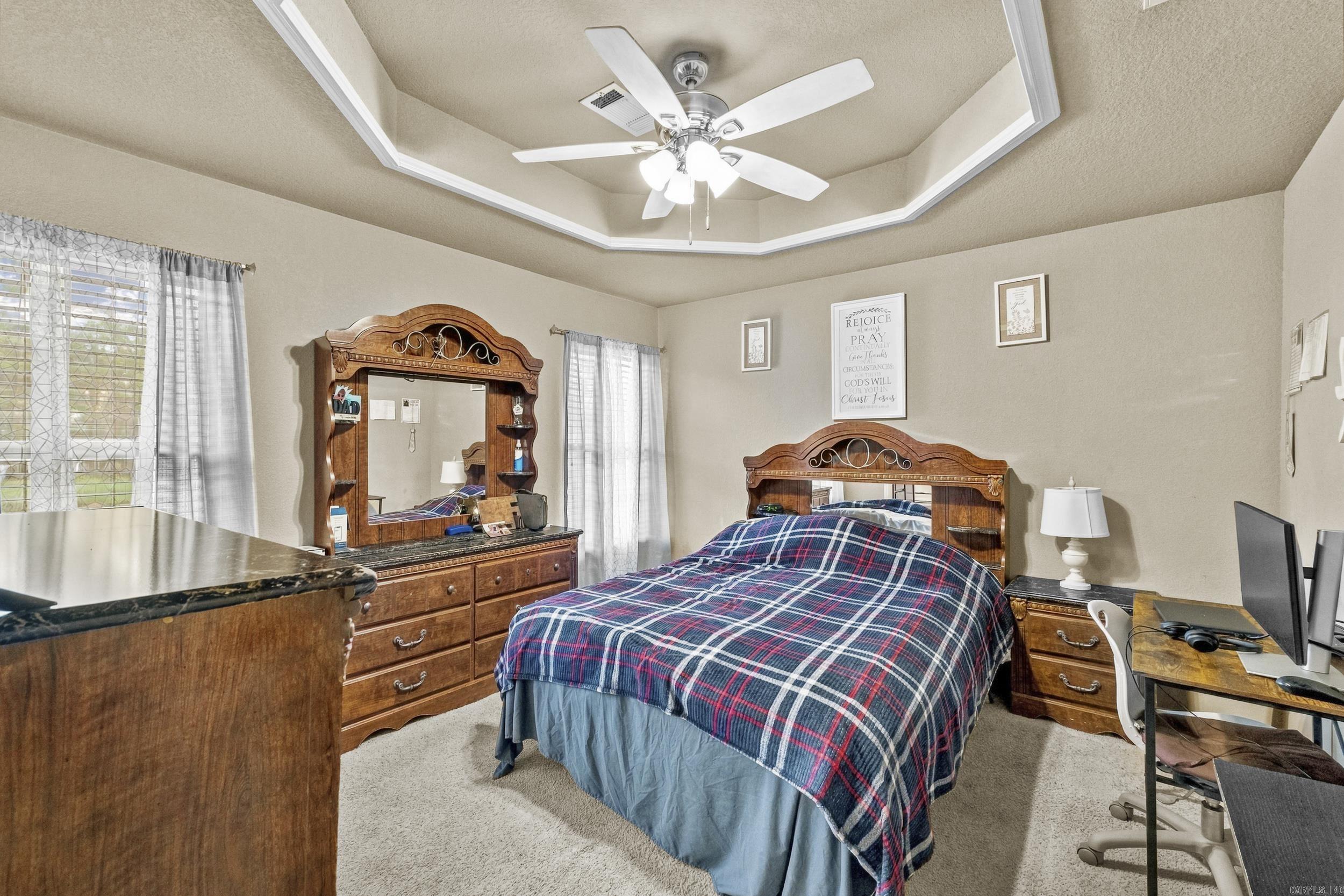 221 Saunders Property Photo 14
