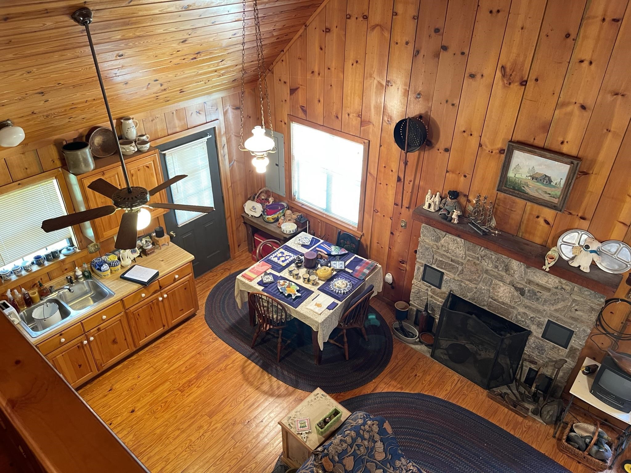 647 Ash Flat Drive Property Photo 5