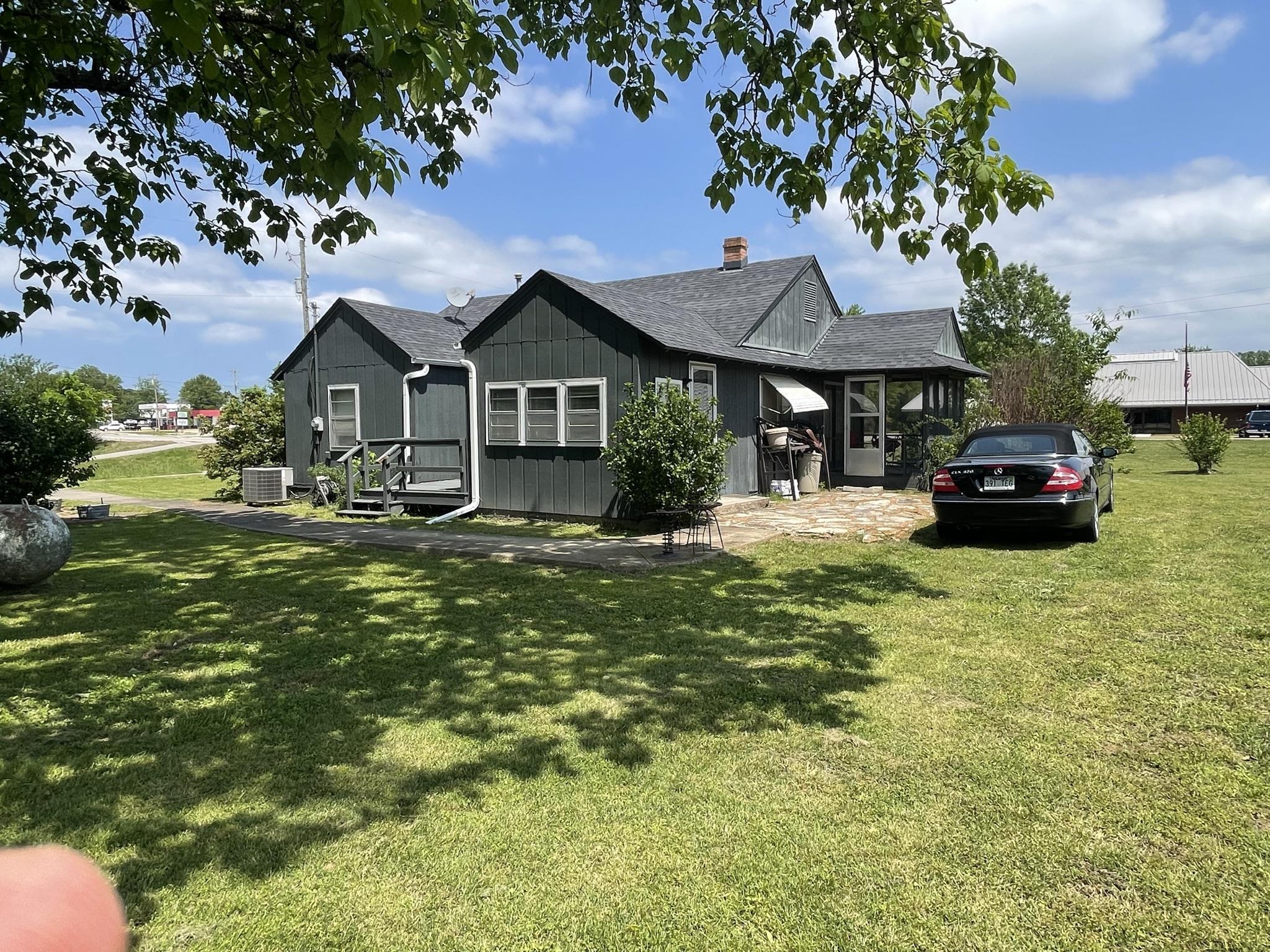 647 Ash Flat Drive Property Photo 8