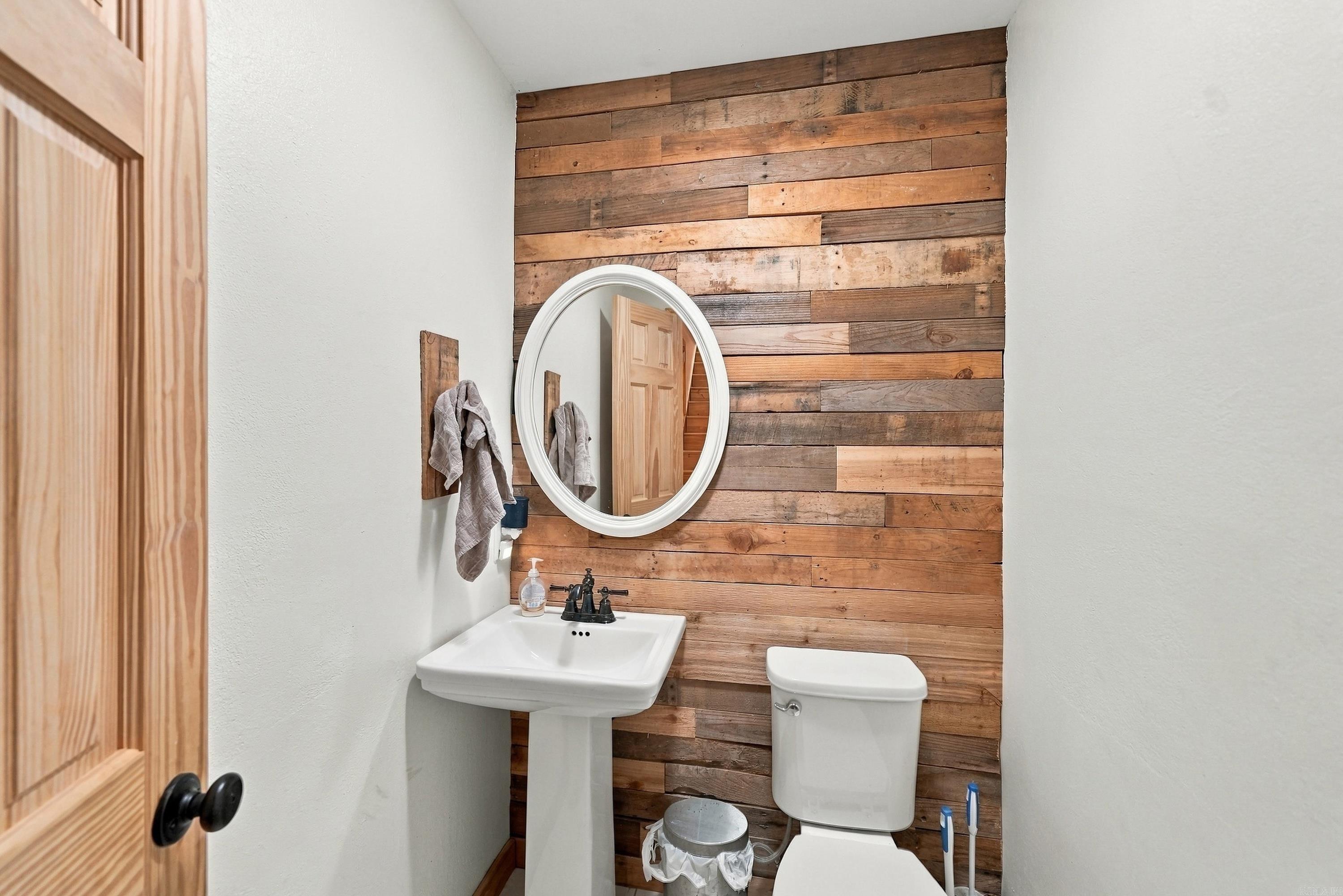 2 Caddo Dr Property Photo 16