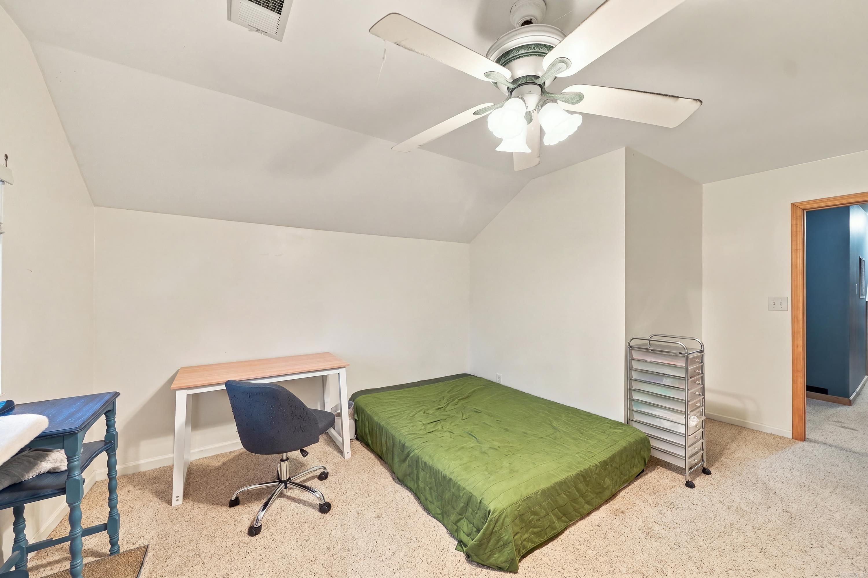 2 Caddo Dr Property Photo 32