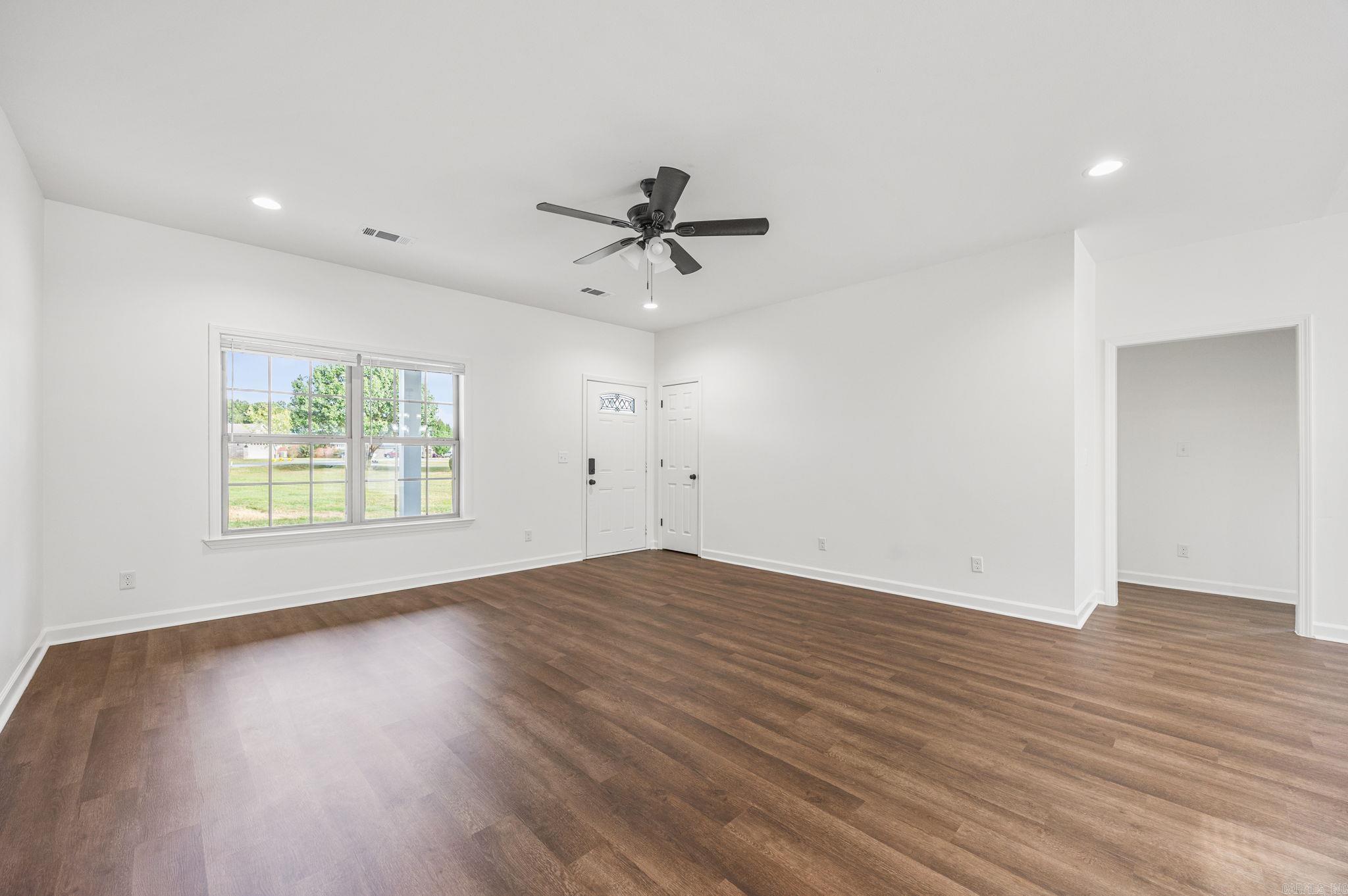 119 Joy Street Property Photo 6