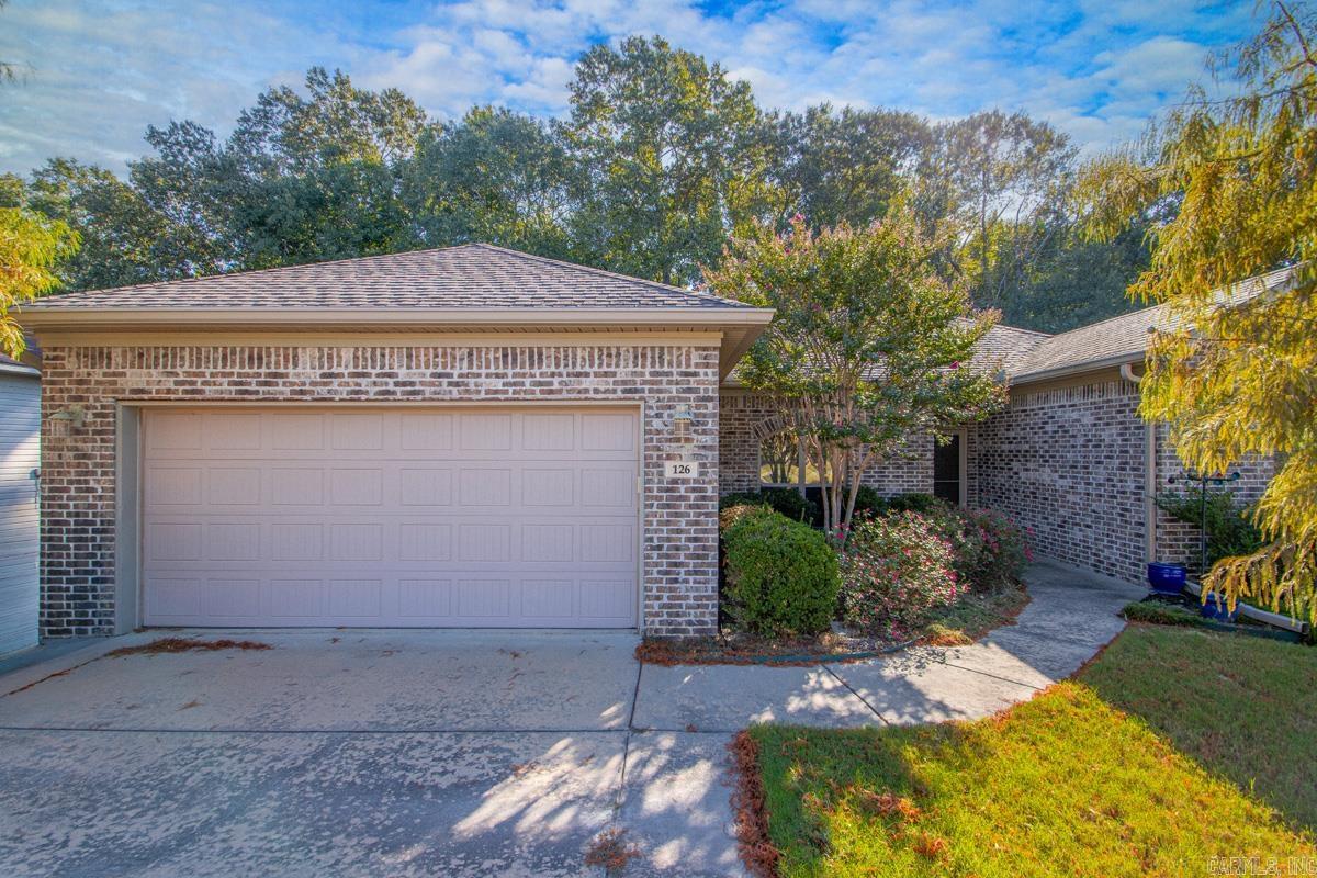 126 Madrid Drive Property Photo 3