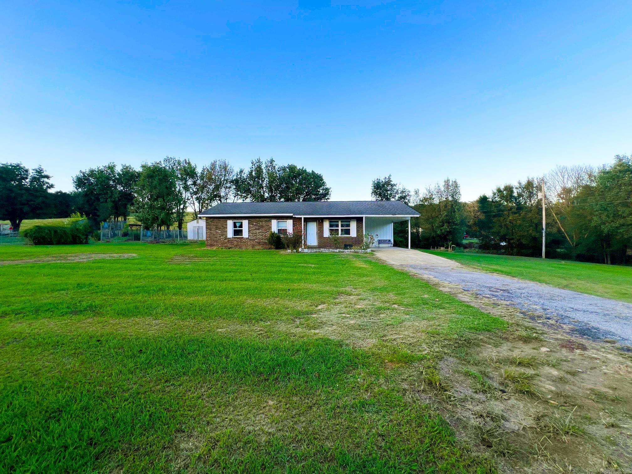 1859 Cr 3350 Property Photo 2