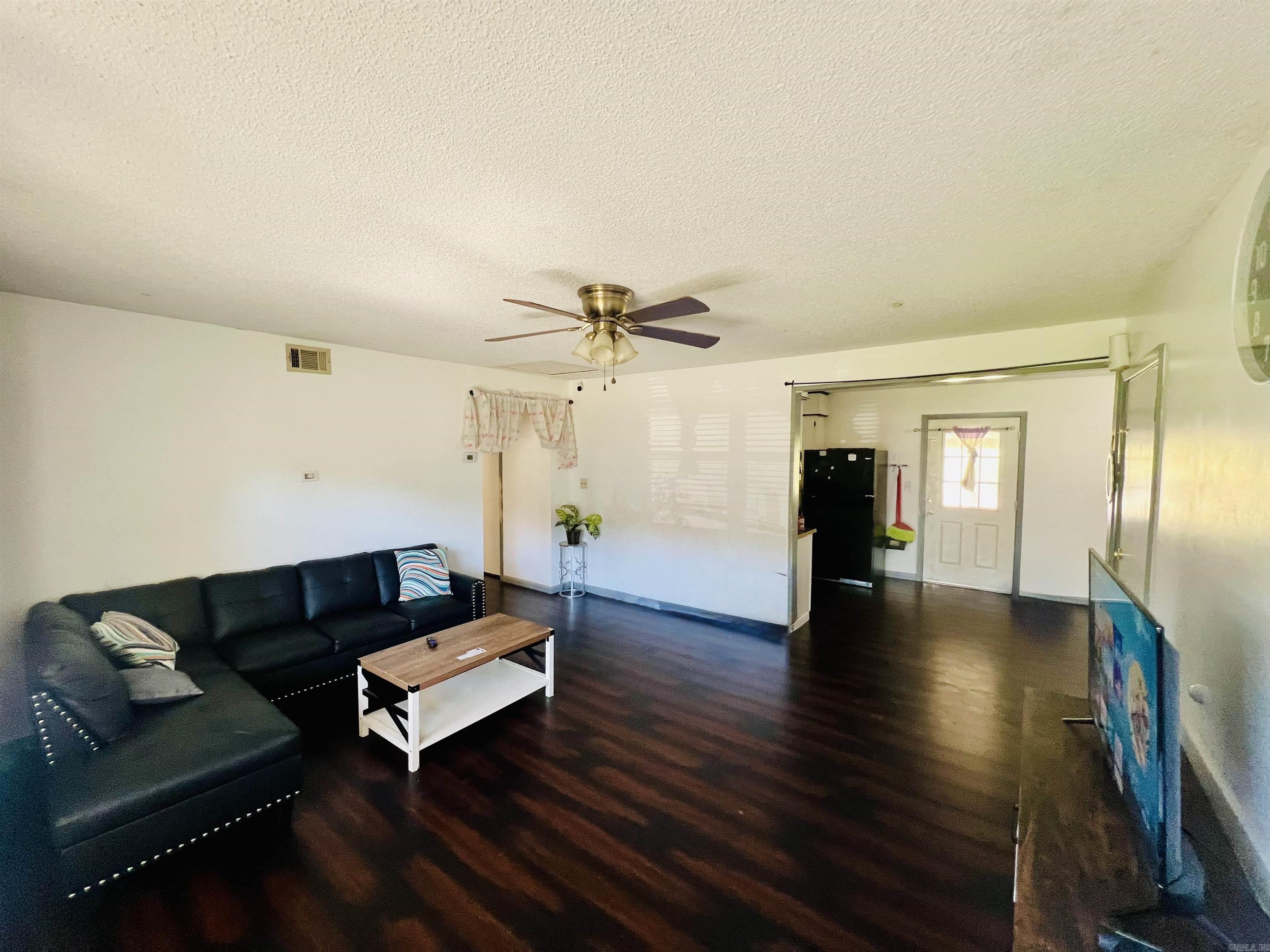 1859 Cr 3350 Property Photo 6