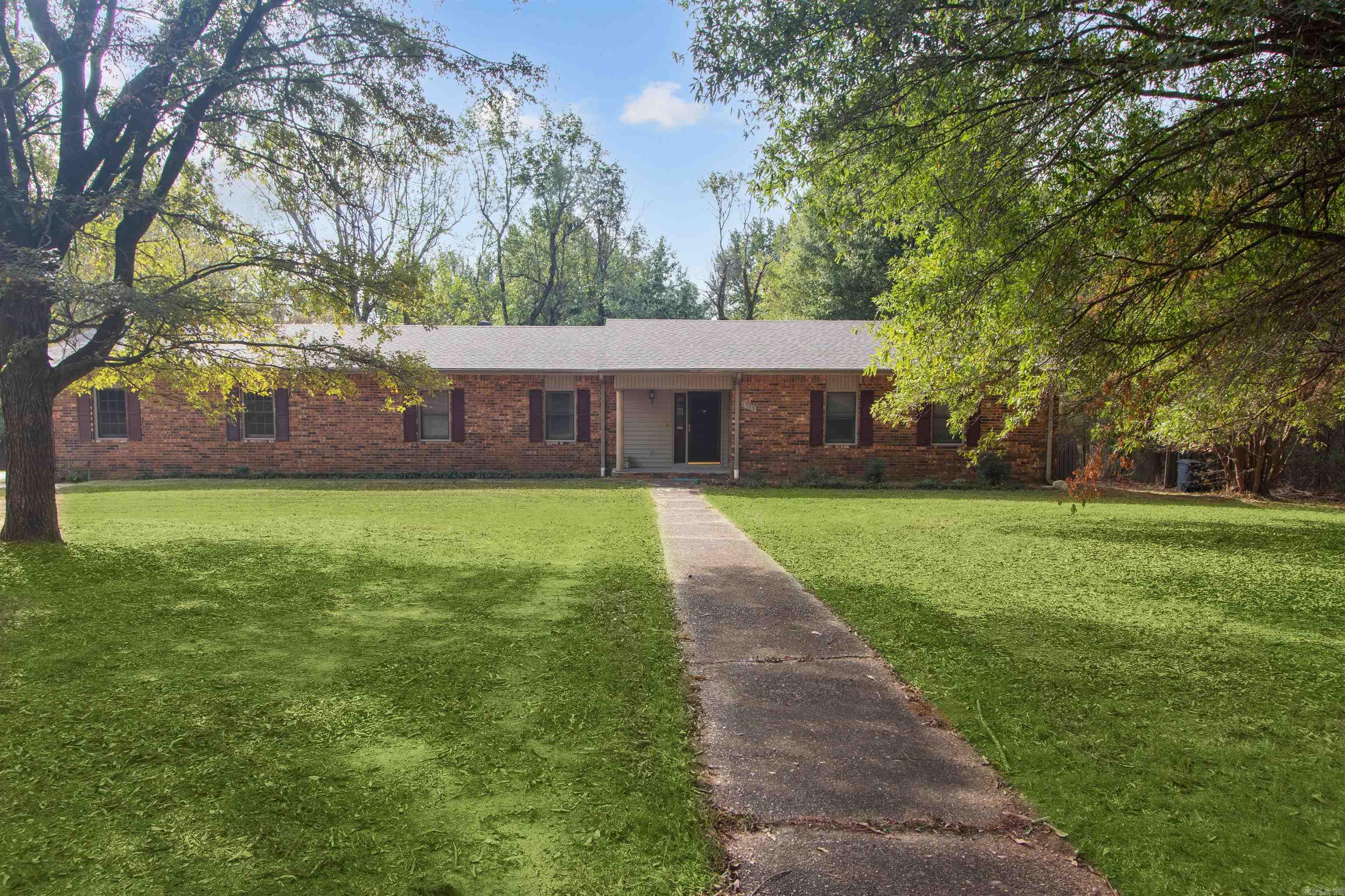1505 Country Manor Lane Property Photo 1