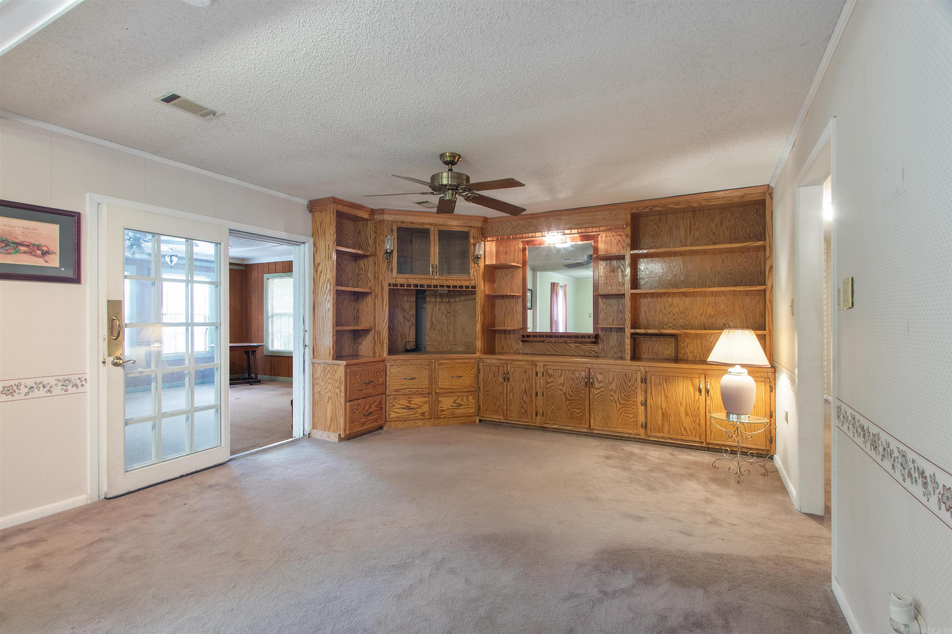 1505 Country Manor Lane Property Photo 9