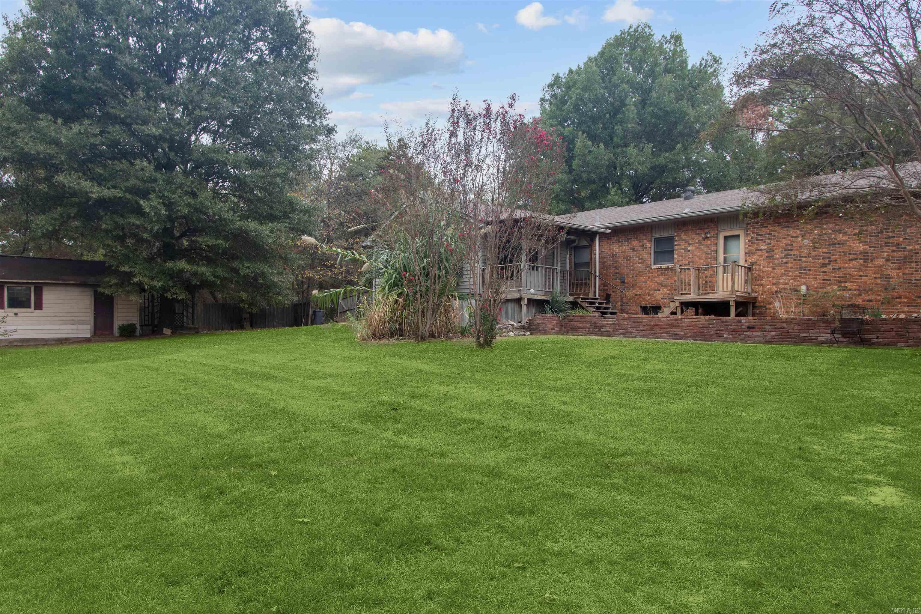 1505 Country Manor Lane Property Photo 27