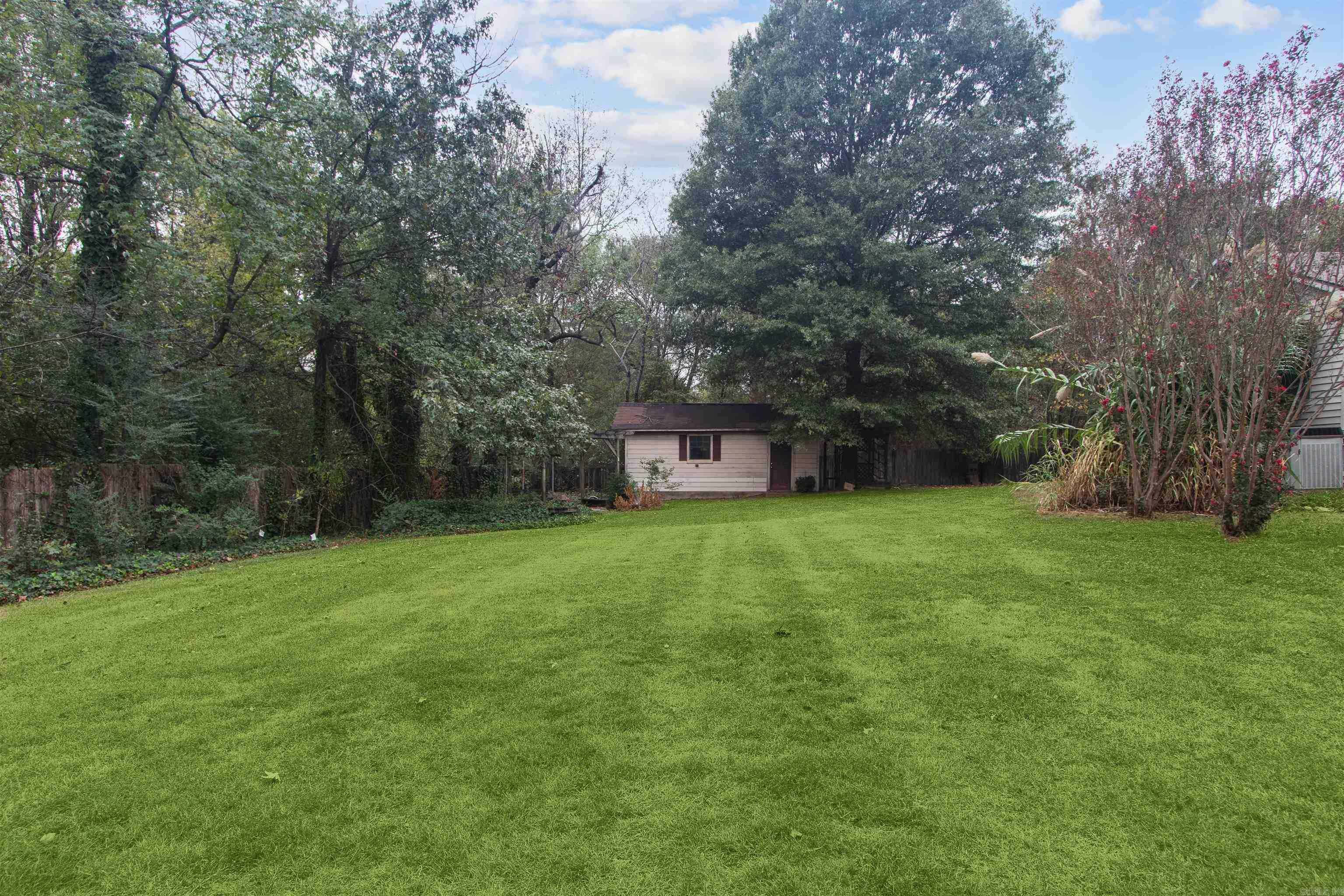 1505 Country Manor Lane Property Photo 28