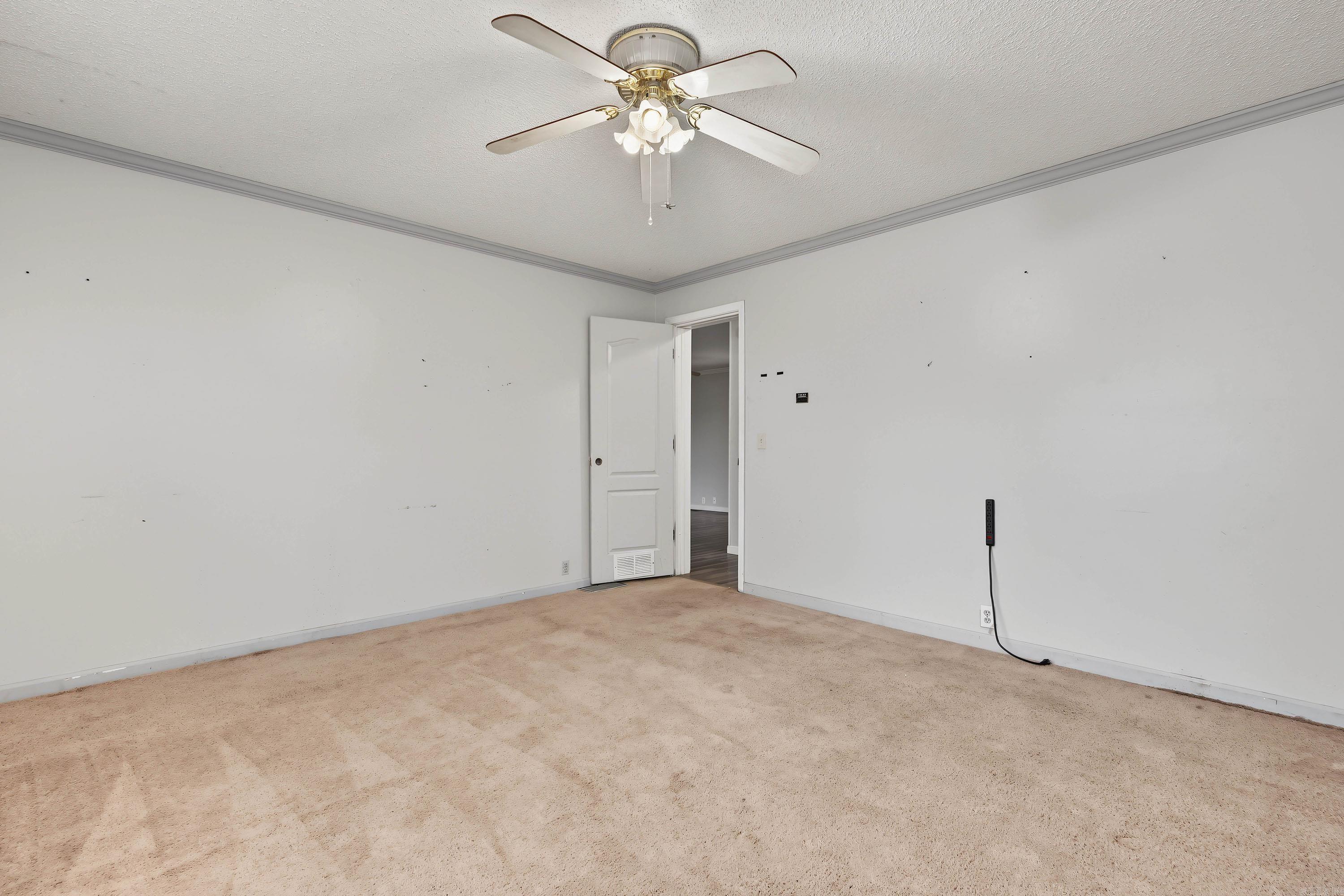 62 Highway 25 N Property Photo 24