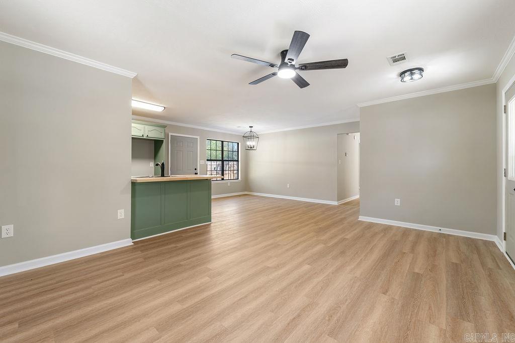 390 Patton Street Property Photo 2