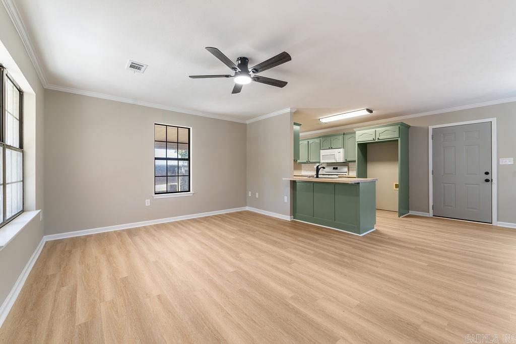 390 Patton Street Property Photo 3