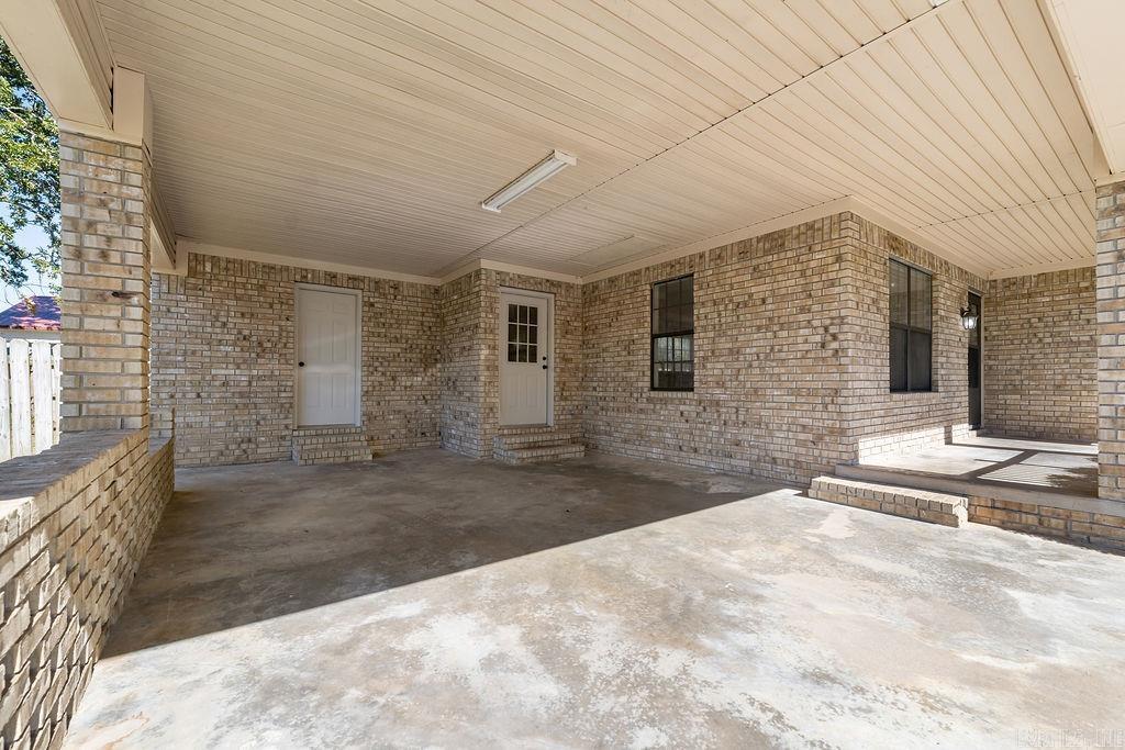 390 Patton Street Property Photo 27