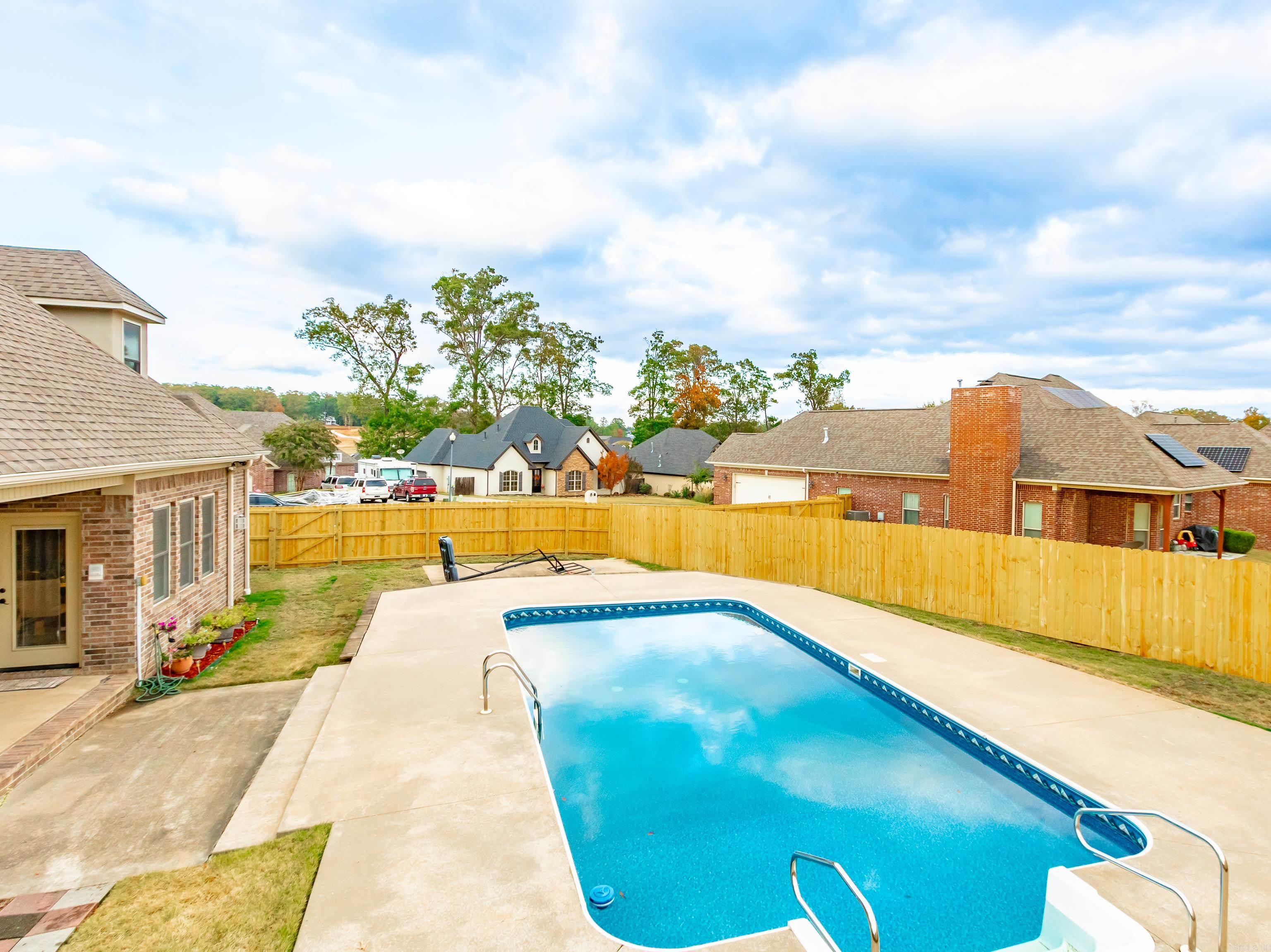 3924 Commonwealth Dr Property Photo 43